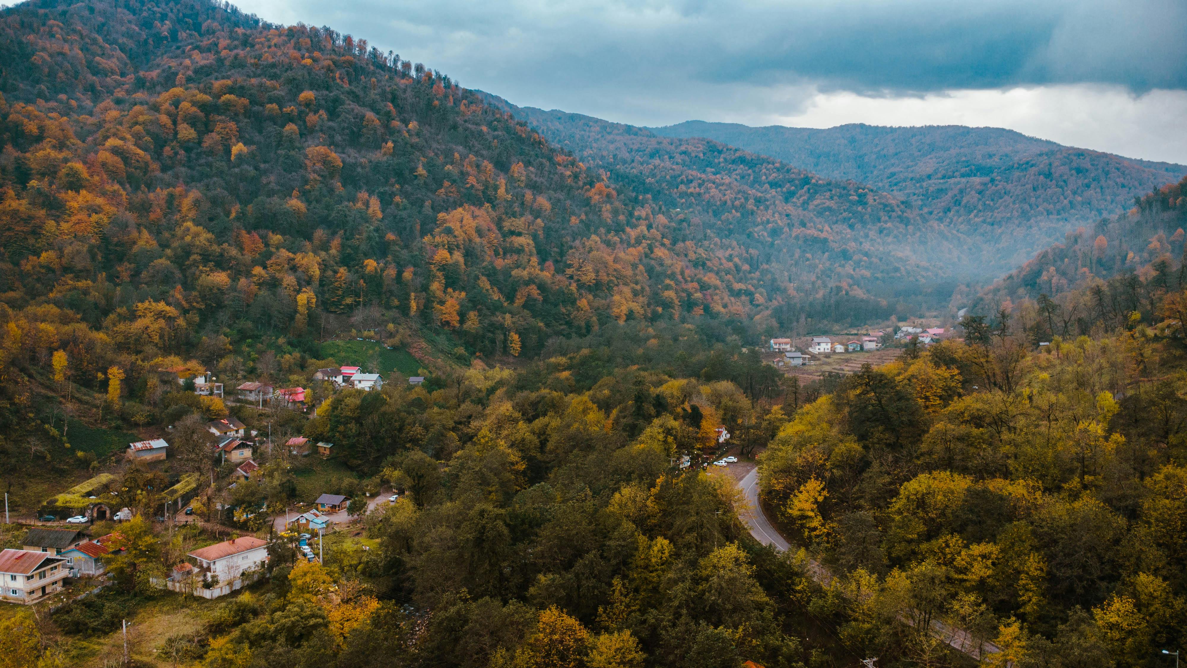 Mortgage rates rise on Iran standoff, FOMC meeting news — Photo by Sadegh Ghanbari on Pexels