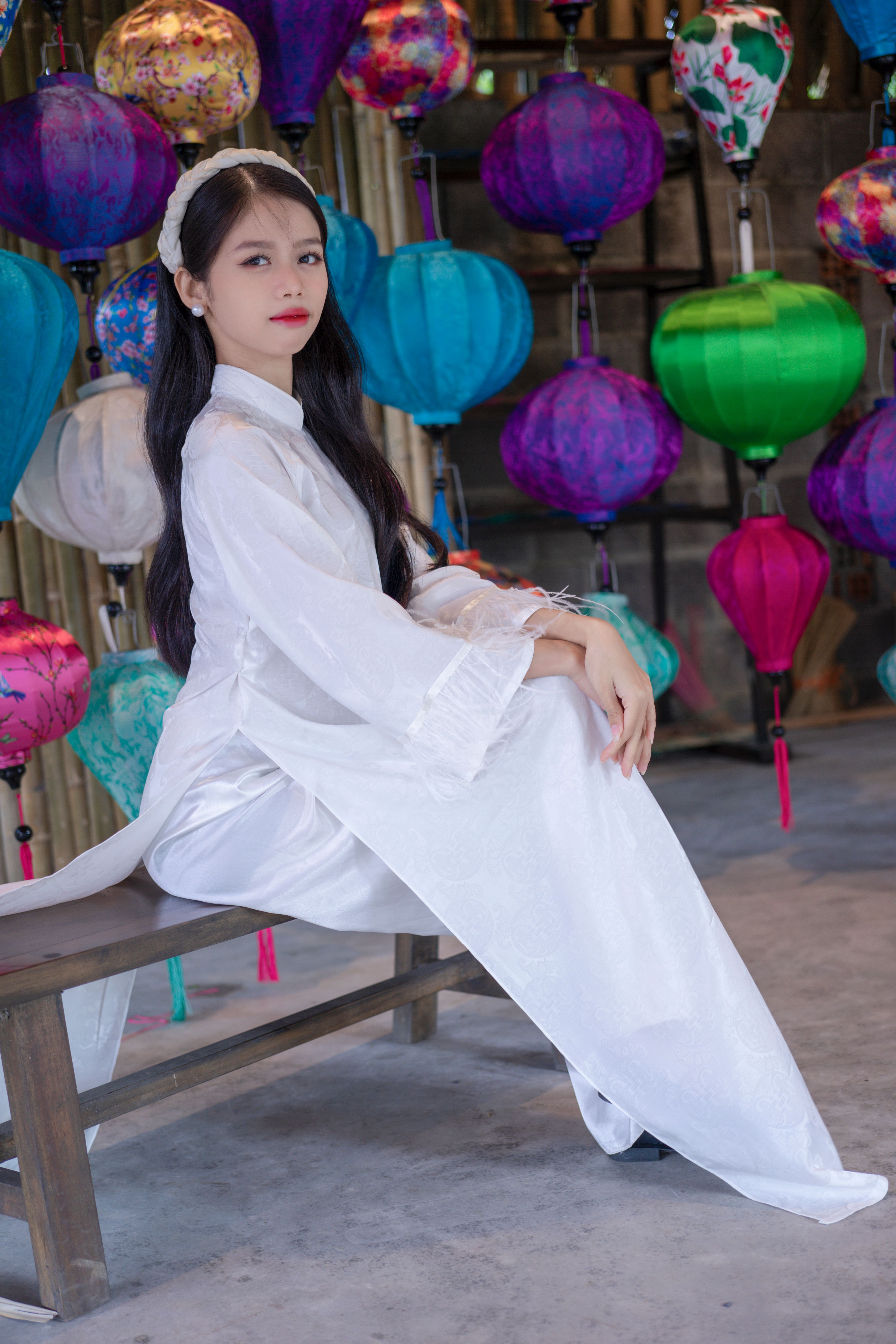 Elegant Woman in Traditional Dress with Lanterns · Free Stock Photo