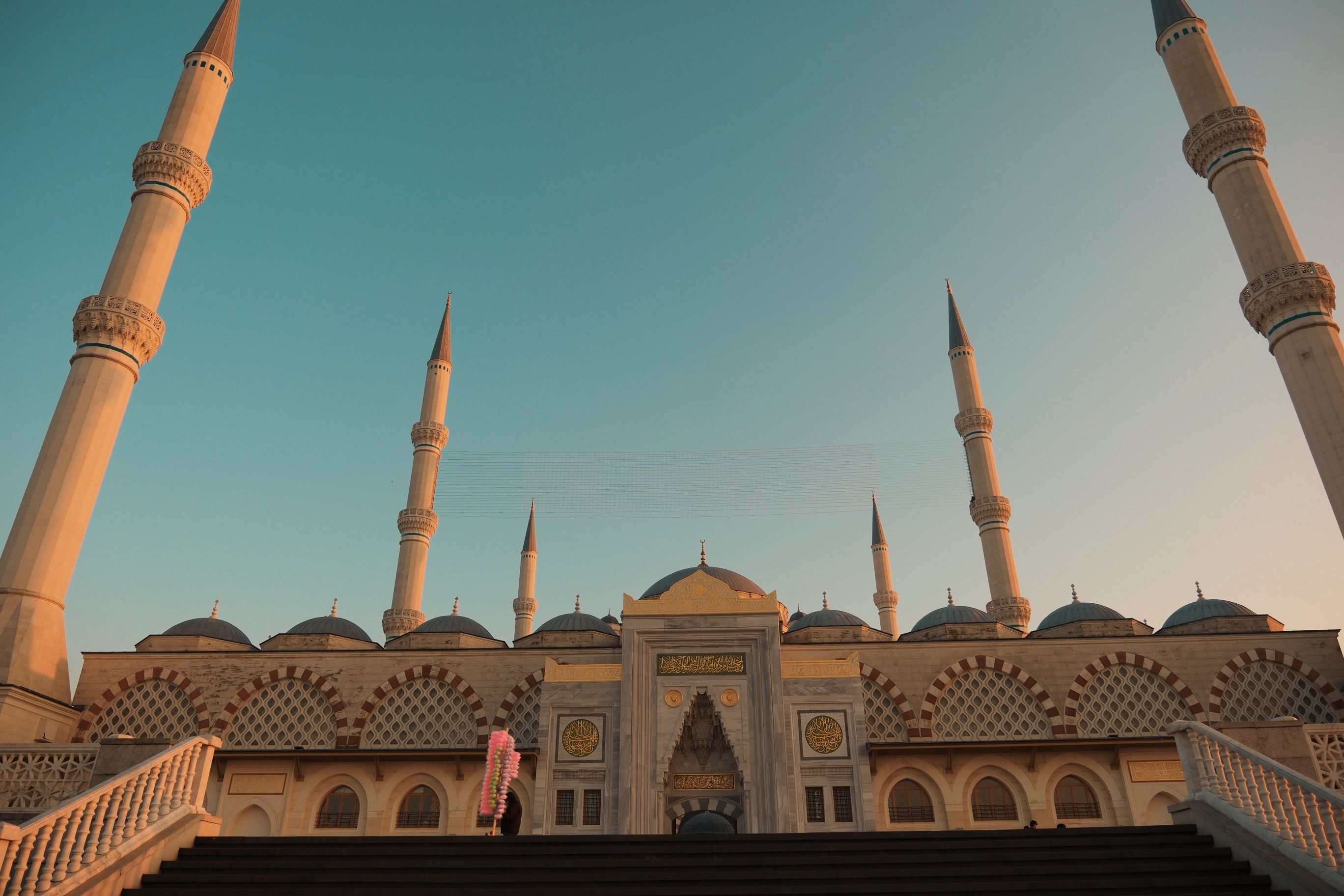Beautiful view of grand mosque at sunset · Free Stock Photo