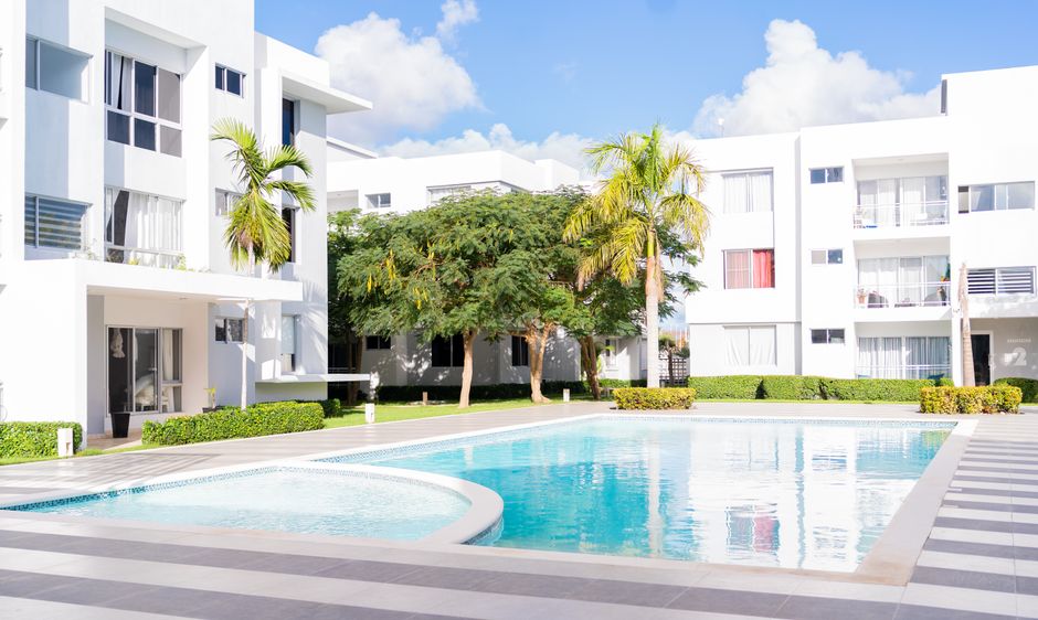 resort-style apartment pool resort-style apartment pool