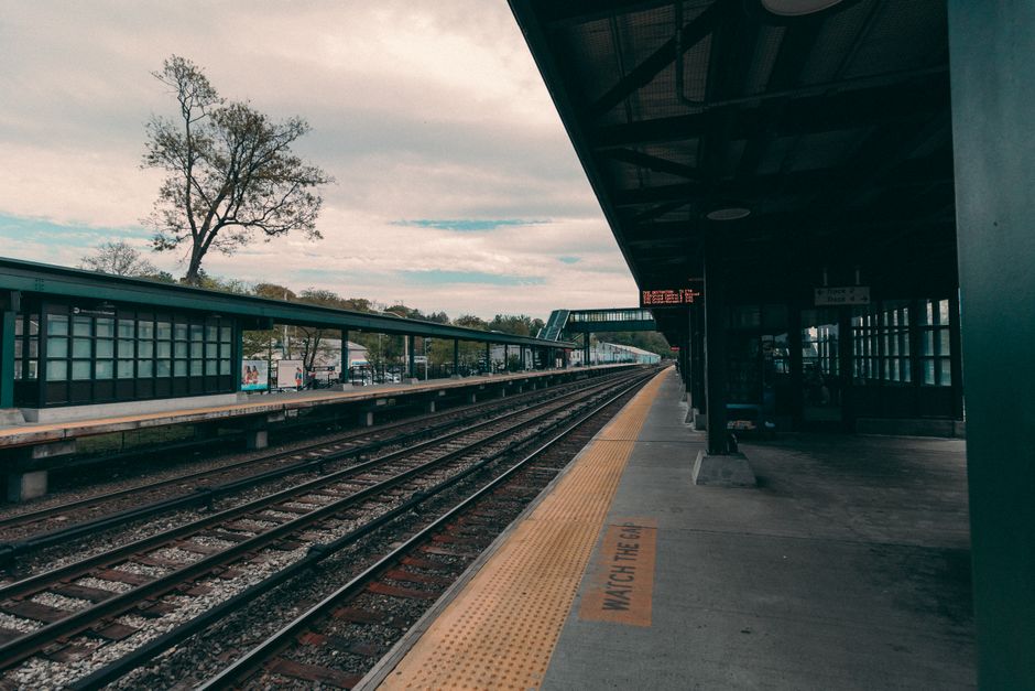 Child Struck and Killed by GO Train in Mississauga