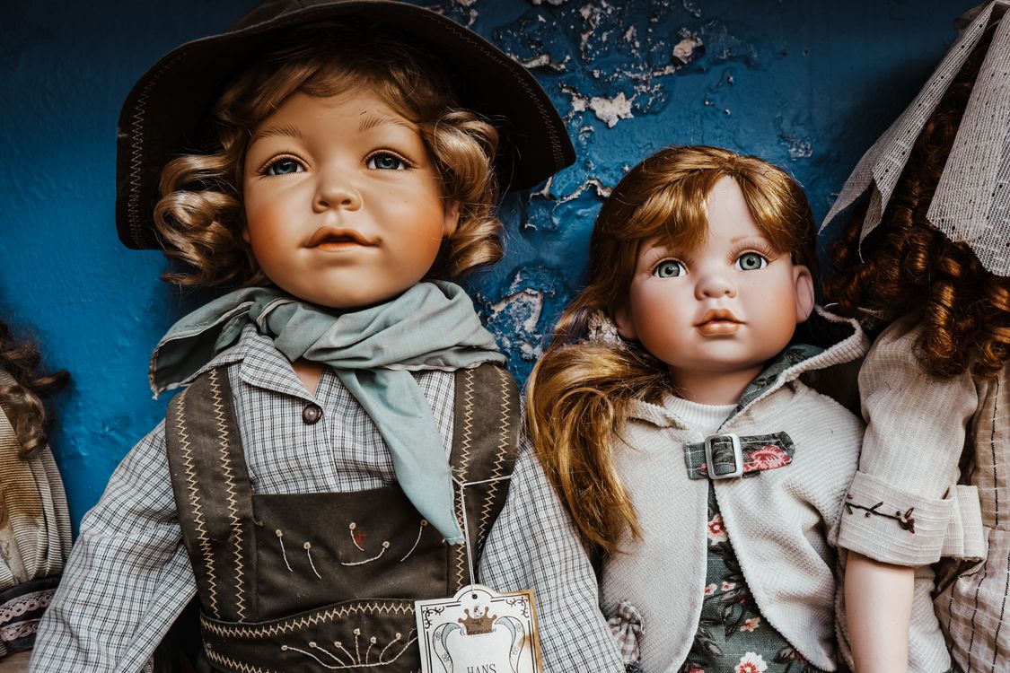 Rustic Dolls Vintage Porcelain Dolls with Rustic Attire · Free Stock Photo