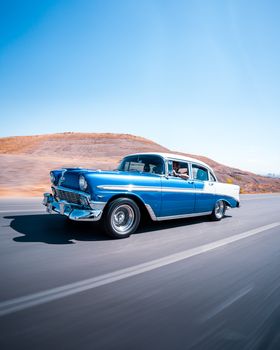 Klassisches Auto in der Türkei – Sportwagen Hintergrundbild (von egeardaphotos, 7470×9338, #30313347)