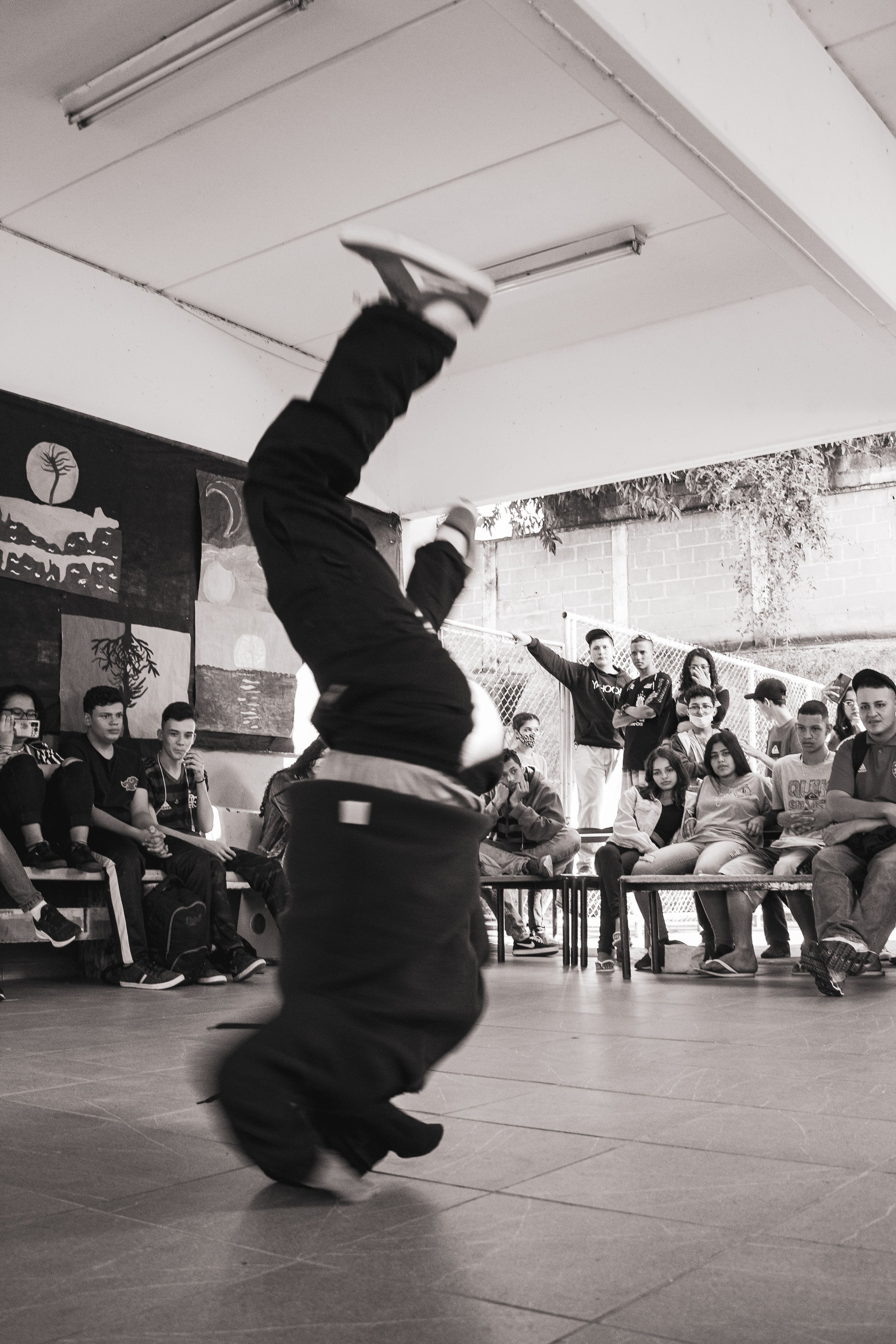 Dynamic Breakdance Performance in São Paulo · Free Stock Photo