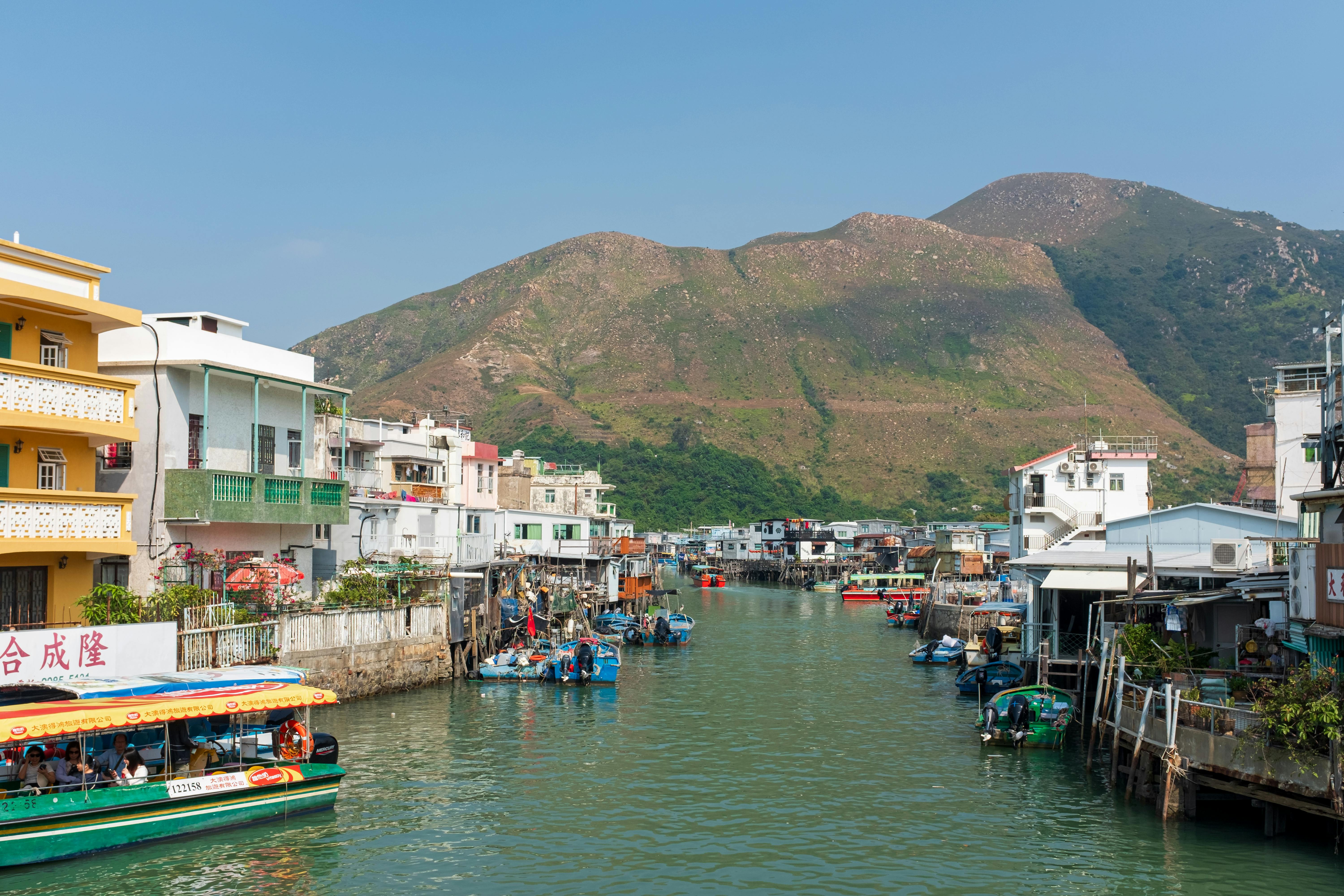 Menjelajahi Ngong Ping Village di Hong Kong: Panduan Lengkap untuk Wisatawan Indonesia