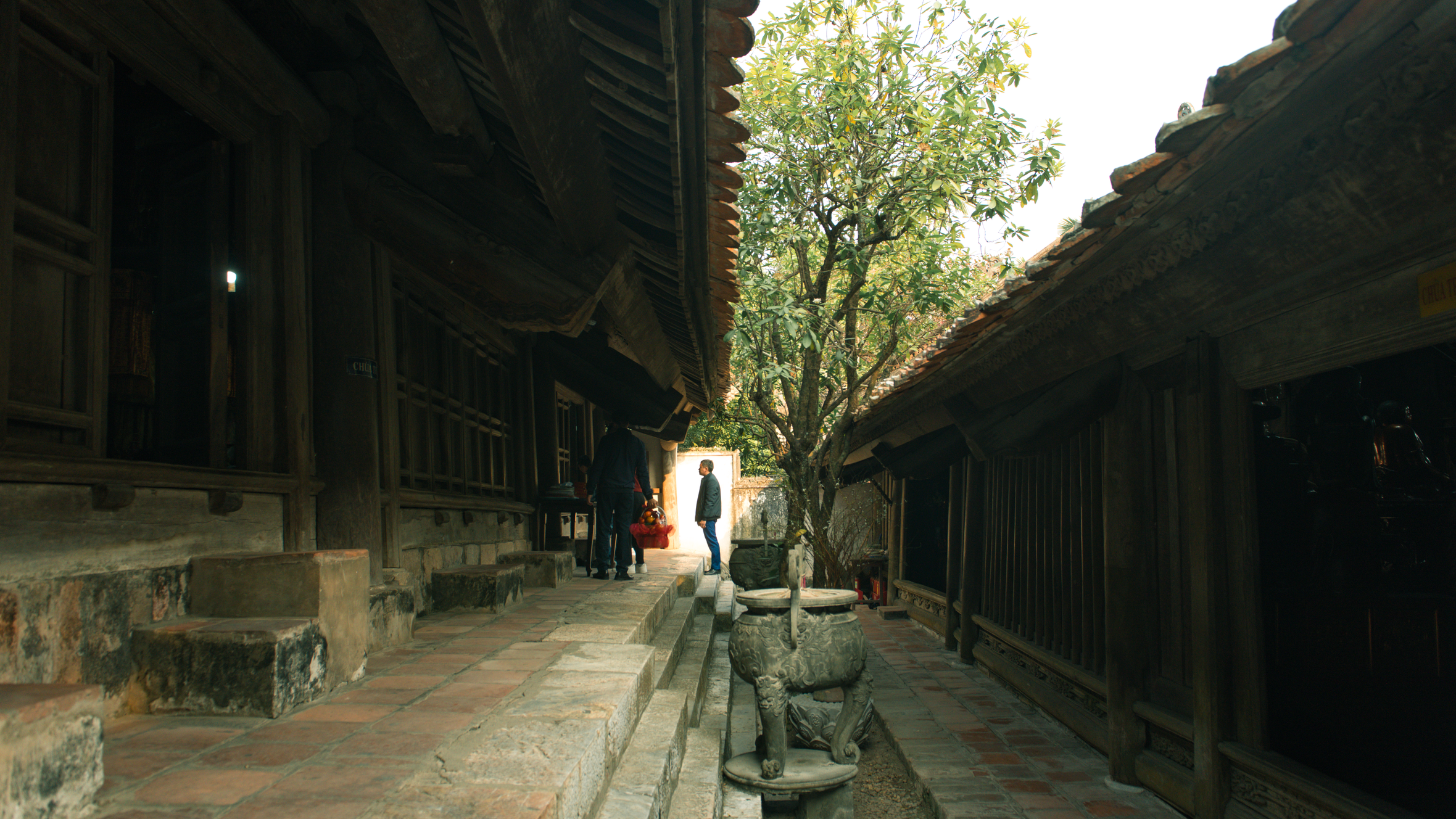 Explore the ancient architecture of a Hà Nội temple in Vietnam's Old Quarter.