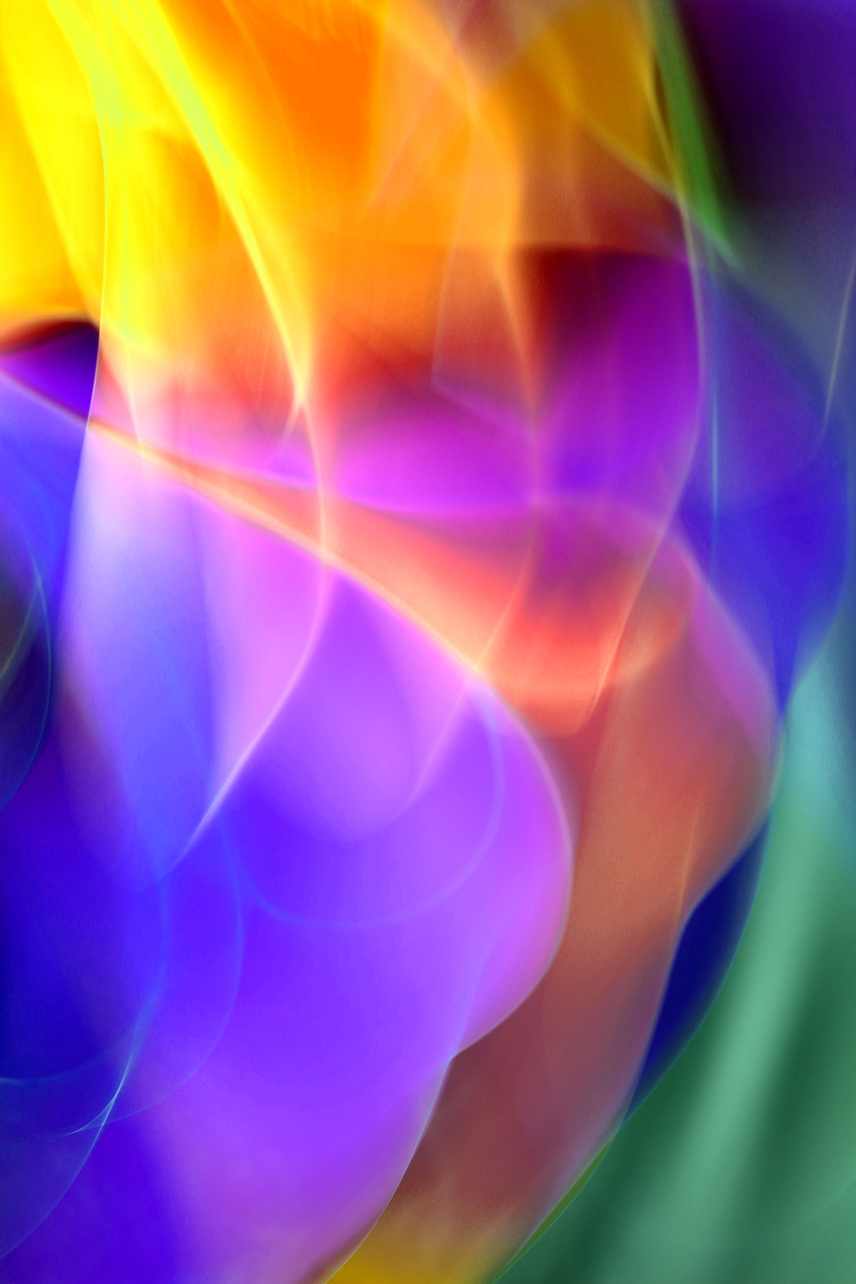 Vibrant Abstract Light Patterns in Motion · Free Stock Photo