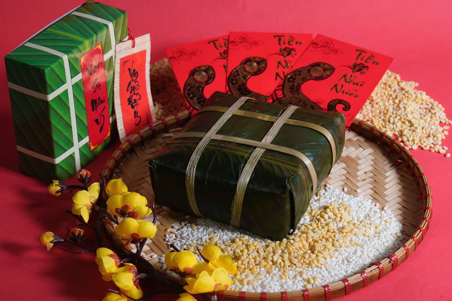 Thị trường FMCG Việt Nam sôi động với làn sóng sản phẩm mới: Snack, đồ uống, bánh kẹo