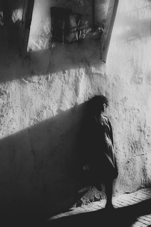 Free Artistic black and white portrait of a person in Rabat with dramatic lighting. Stock Photo