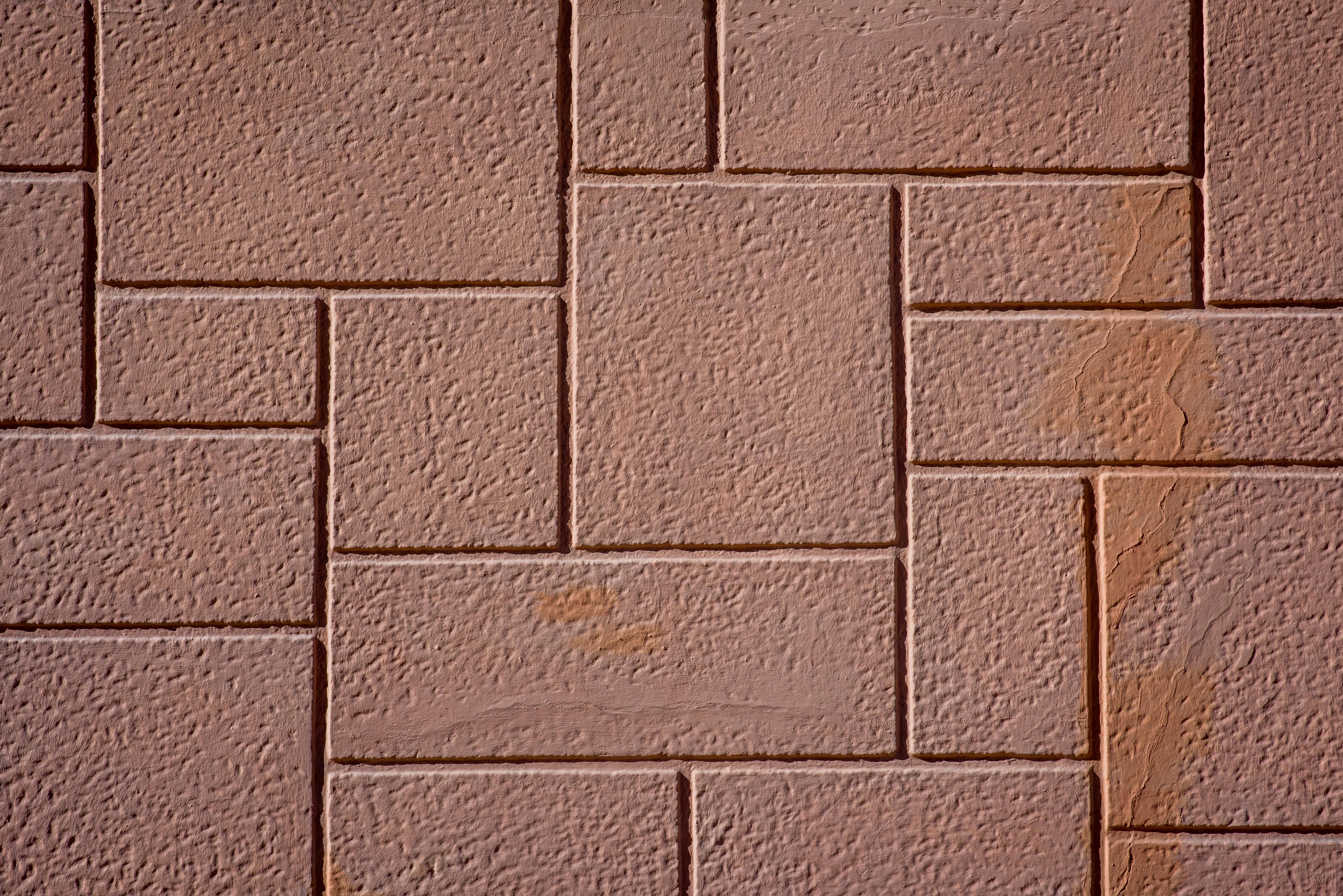 Гидроизоляция в строительстве: зачем она нужна и как выполняется