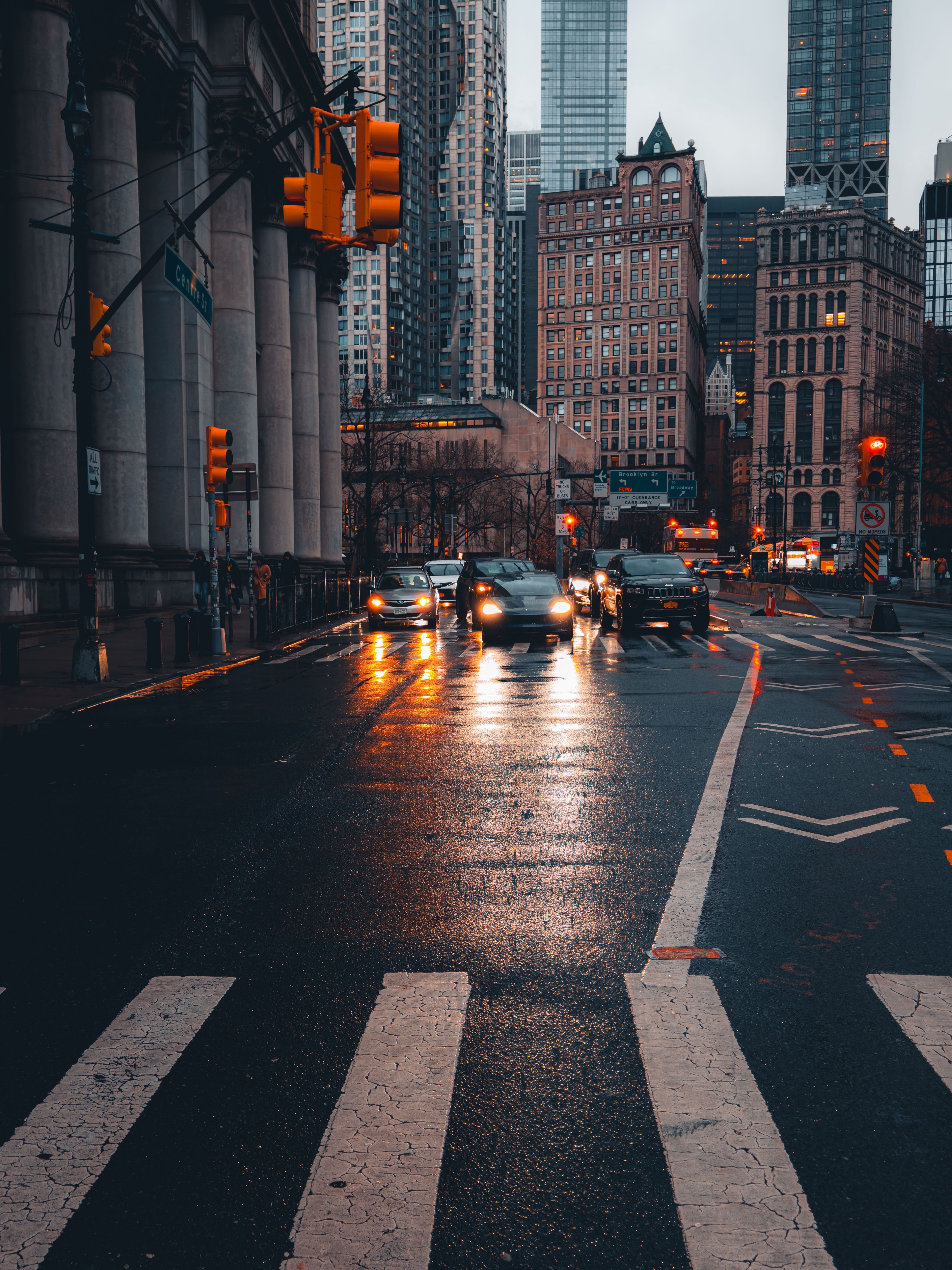 Downtown Urban Street at Night with Traffic Lights · Free Stock Photo