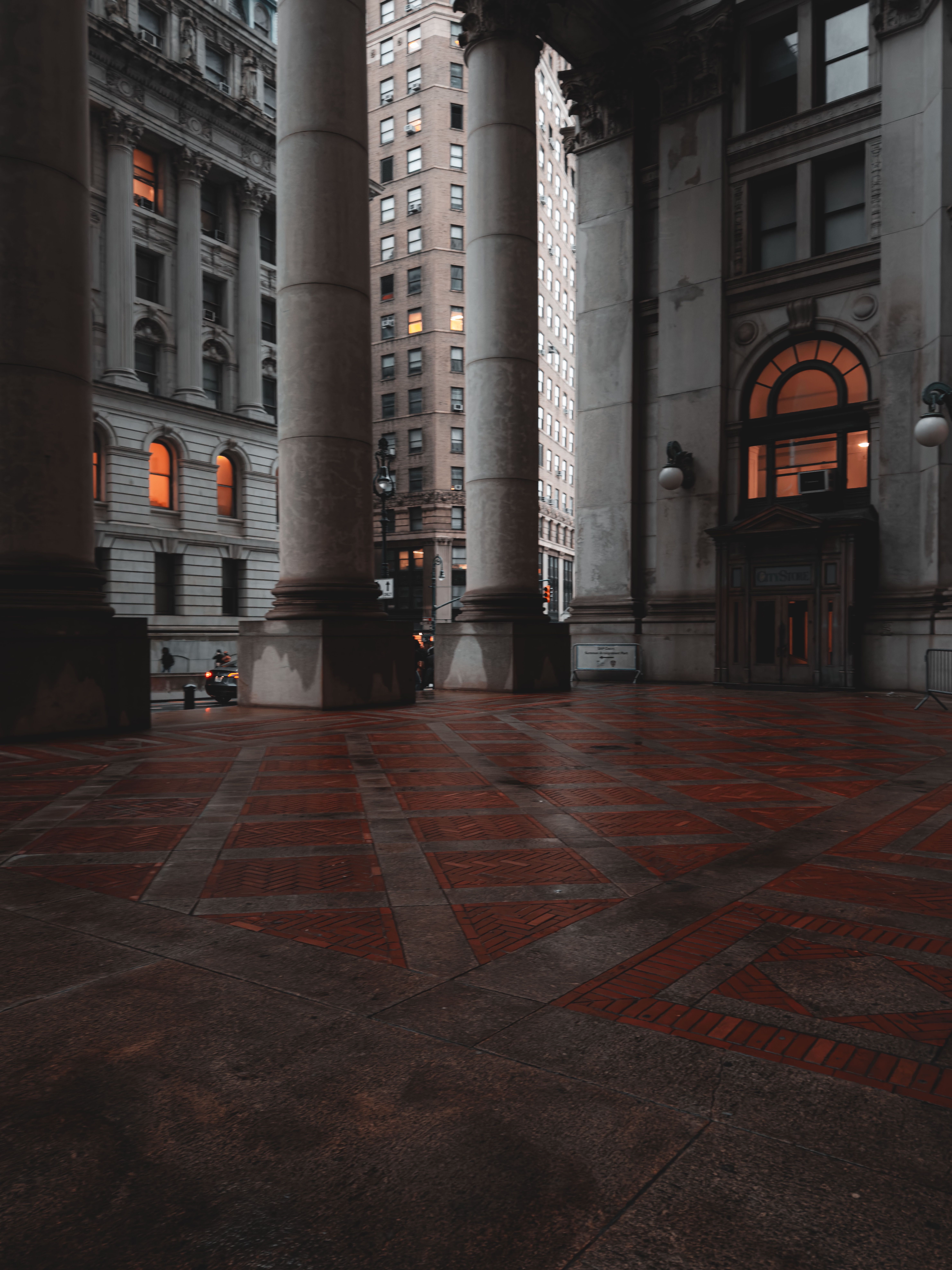 Grand Architectural Columns in Urban Setting · Free Stock Photo