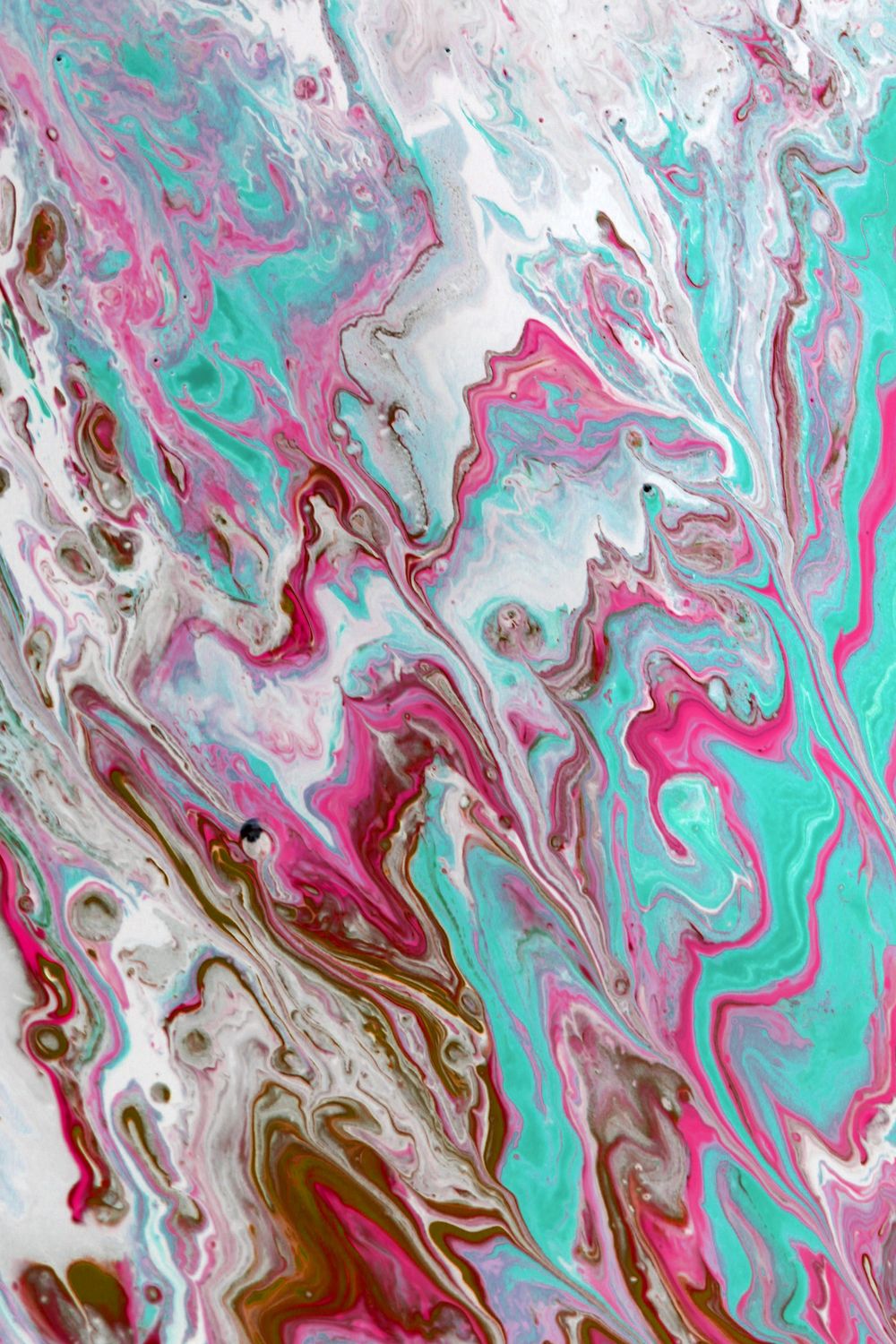 Fluid art with swirling colours