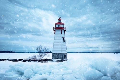 Snow Showers Continue Across Lower Great Lakes and Interior Northeast