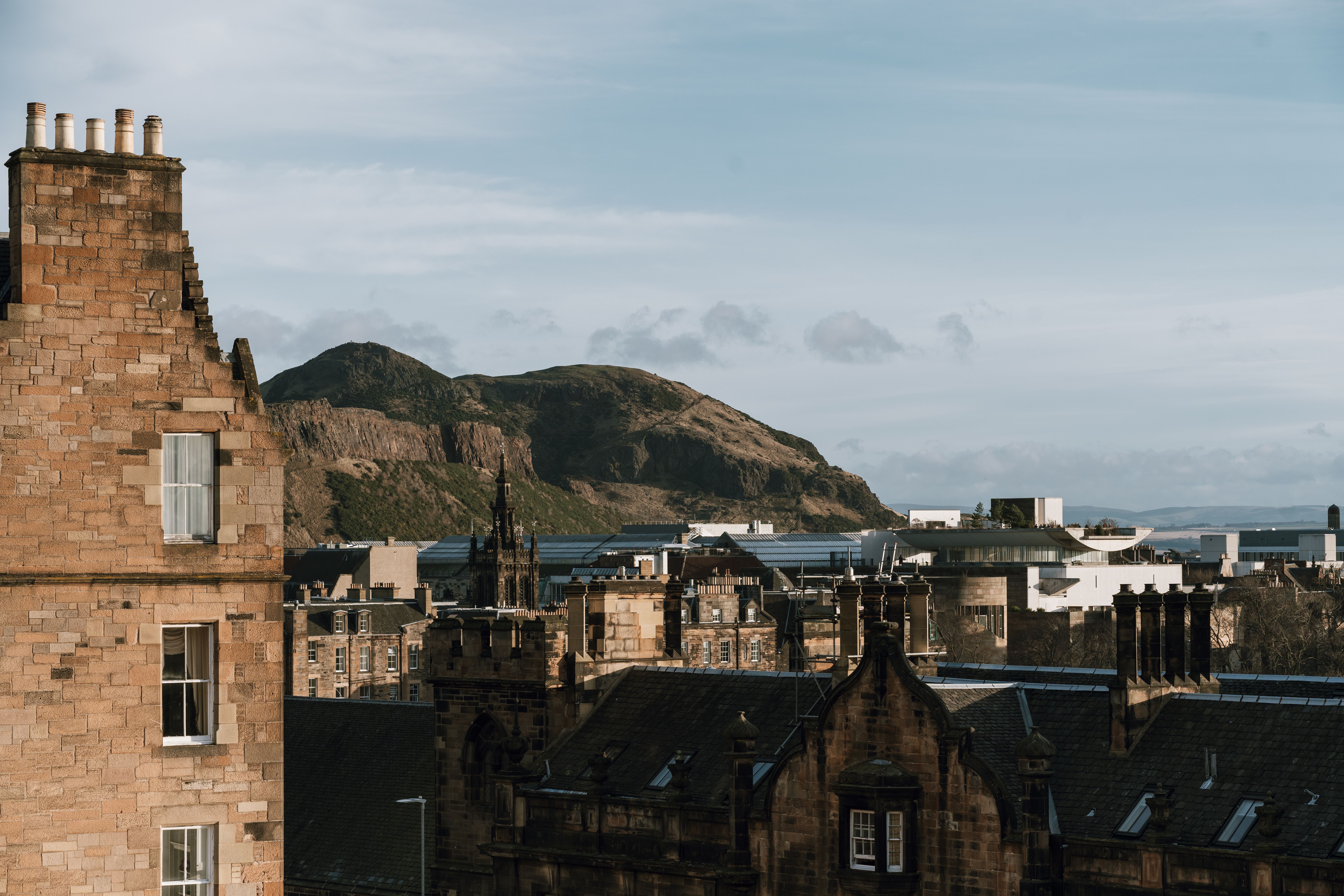 Edinburgh Skyline with Arthur's Seat View · Free Stock Photo