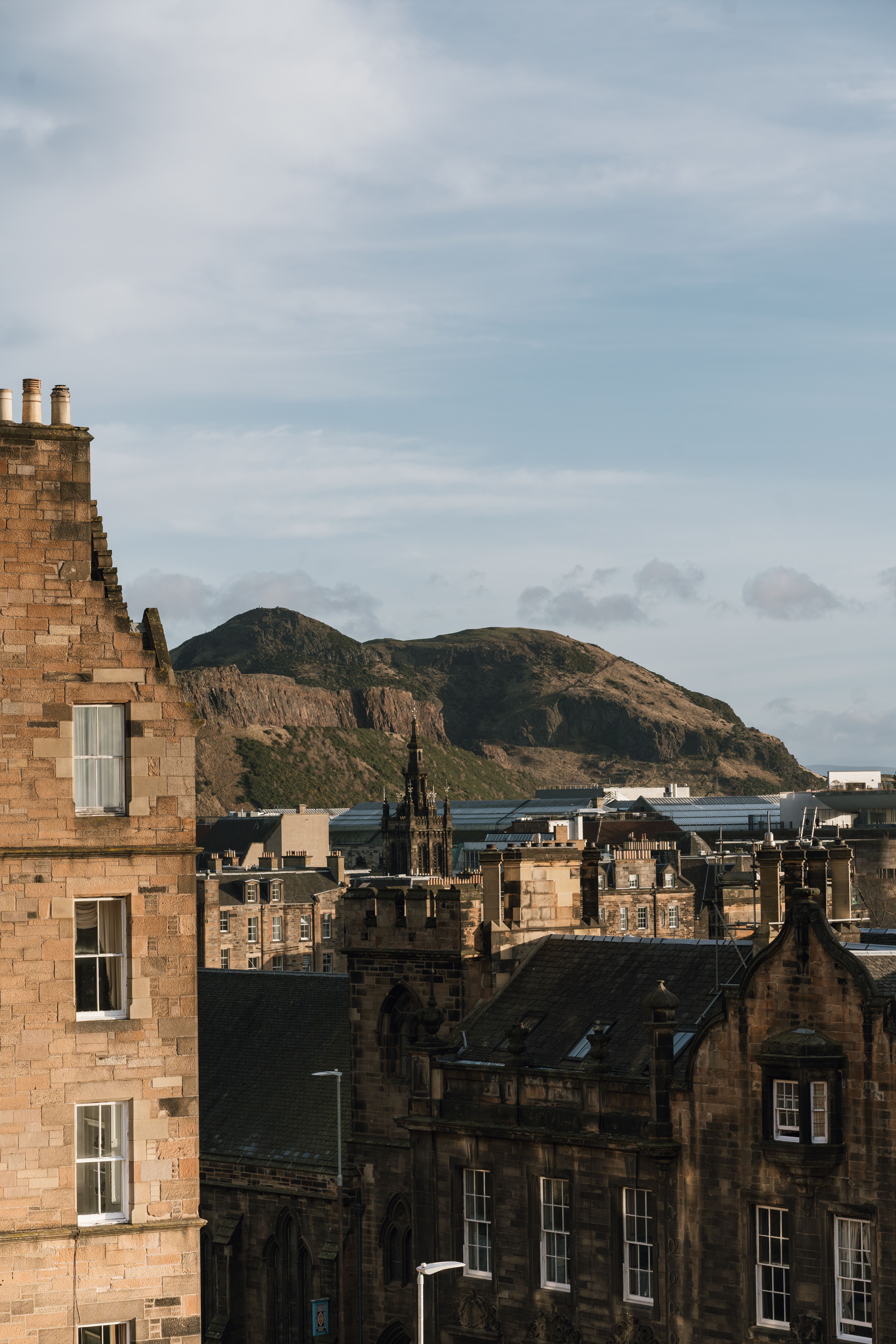 Edinburgh Skyline with Arthur's Seat View · Free Stock Photo