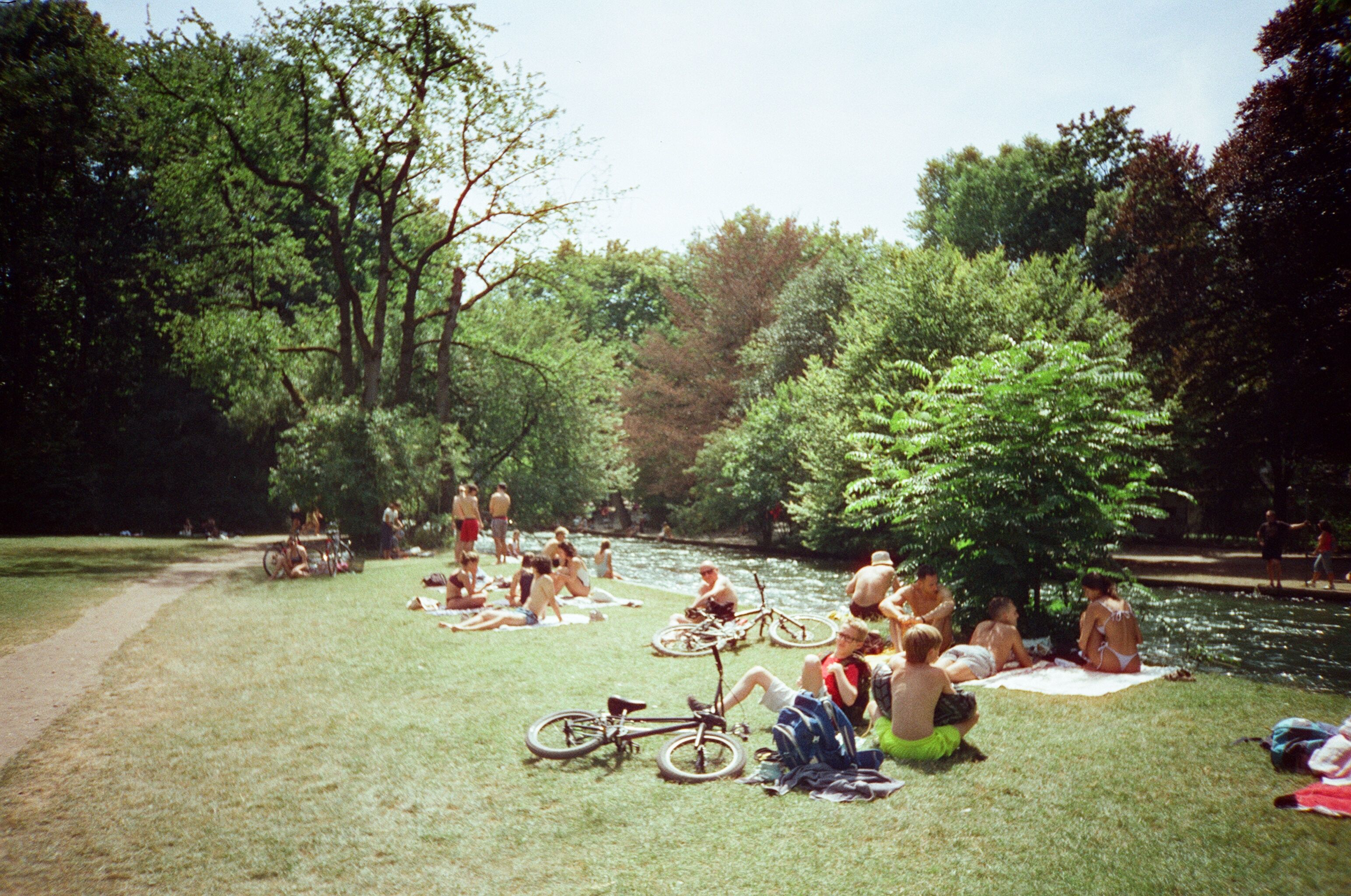 Maximiliansanlagen Park & the Isar Riverbank