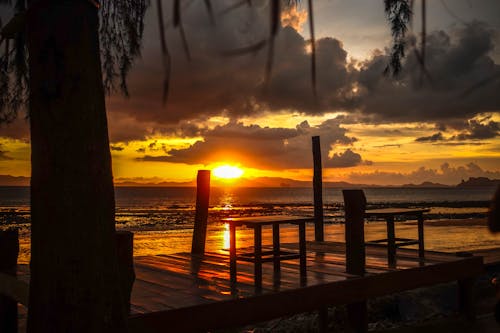 Fotos de stock gratuitas de cielo del atardecer, hermoso atardecer, playa puesta de sol