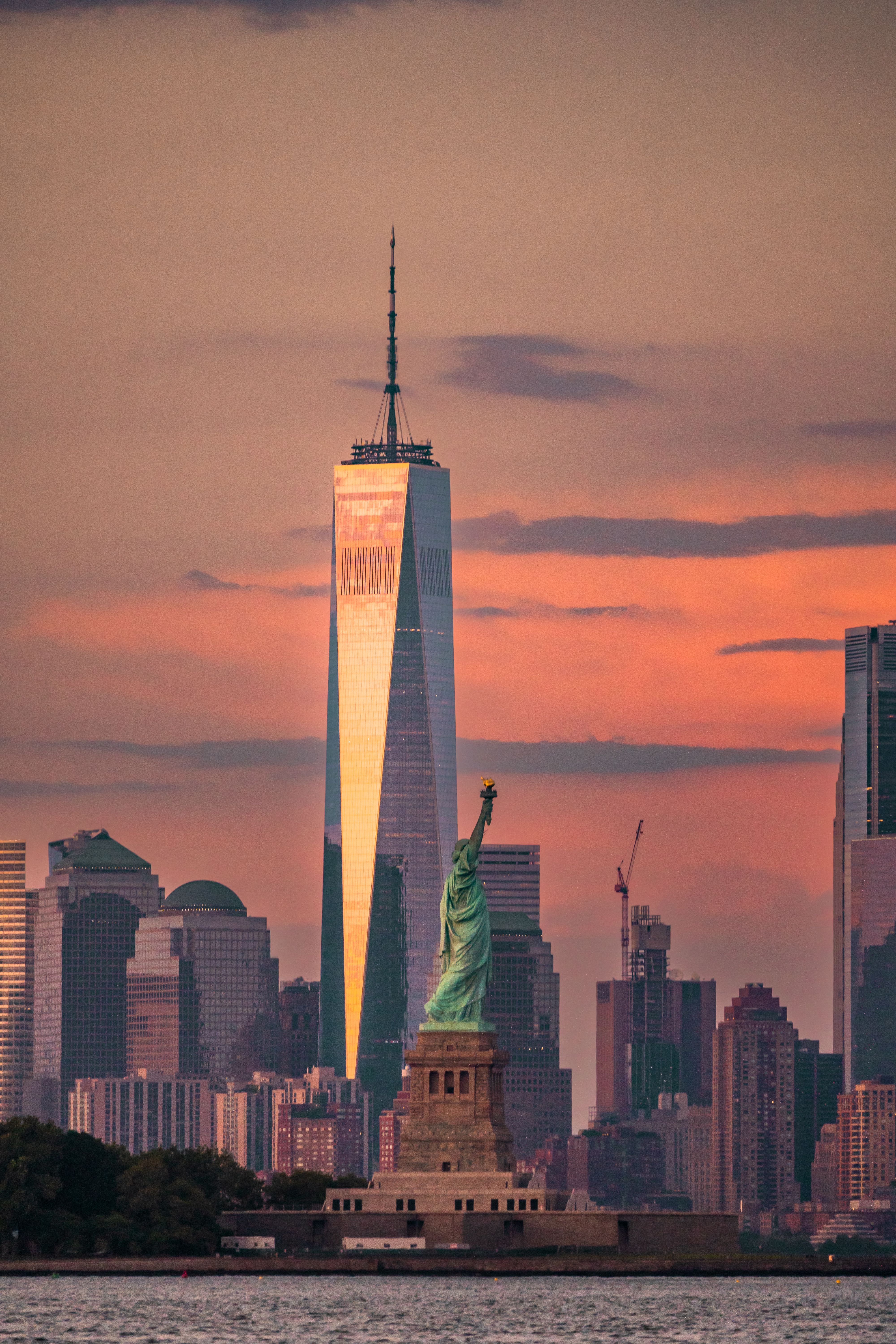 Iconic New York City Skyline at Sunset · Free Stock Photo