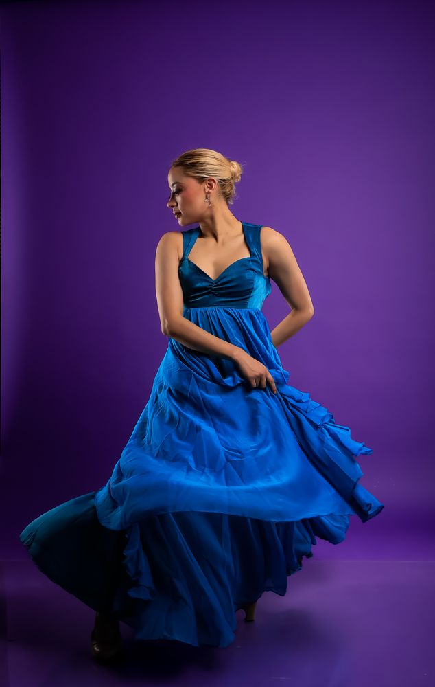Dancing Model Photos, Download The BEST Free Dancing Model Stock Photos ...
