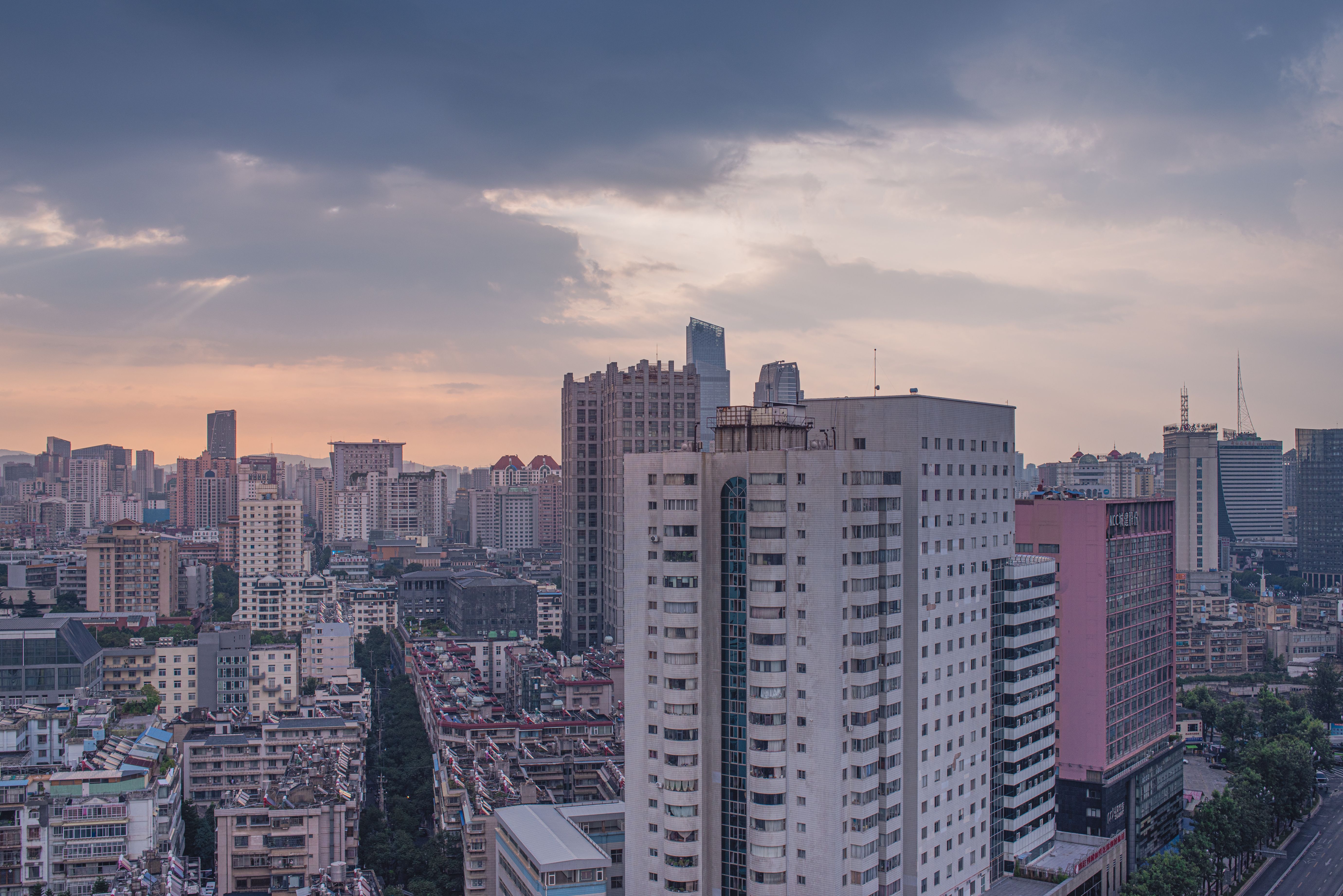 Urban Skyline at Twilight with Tall Buildings · Free Stock Photo