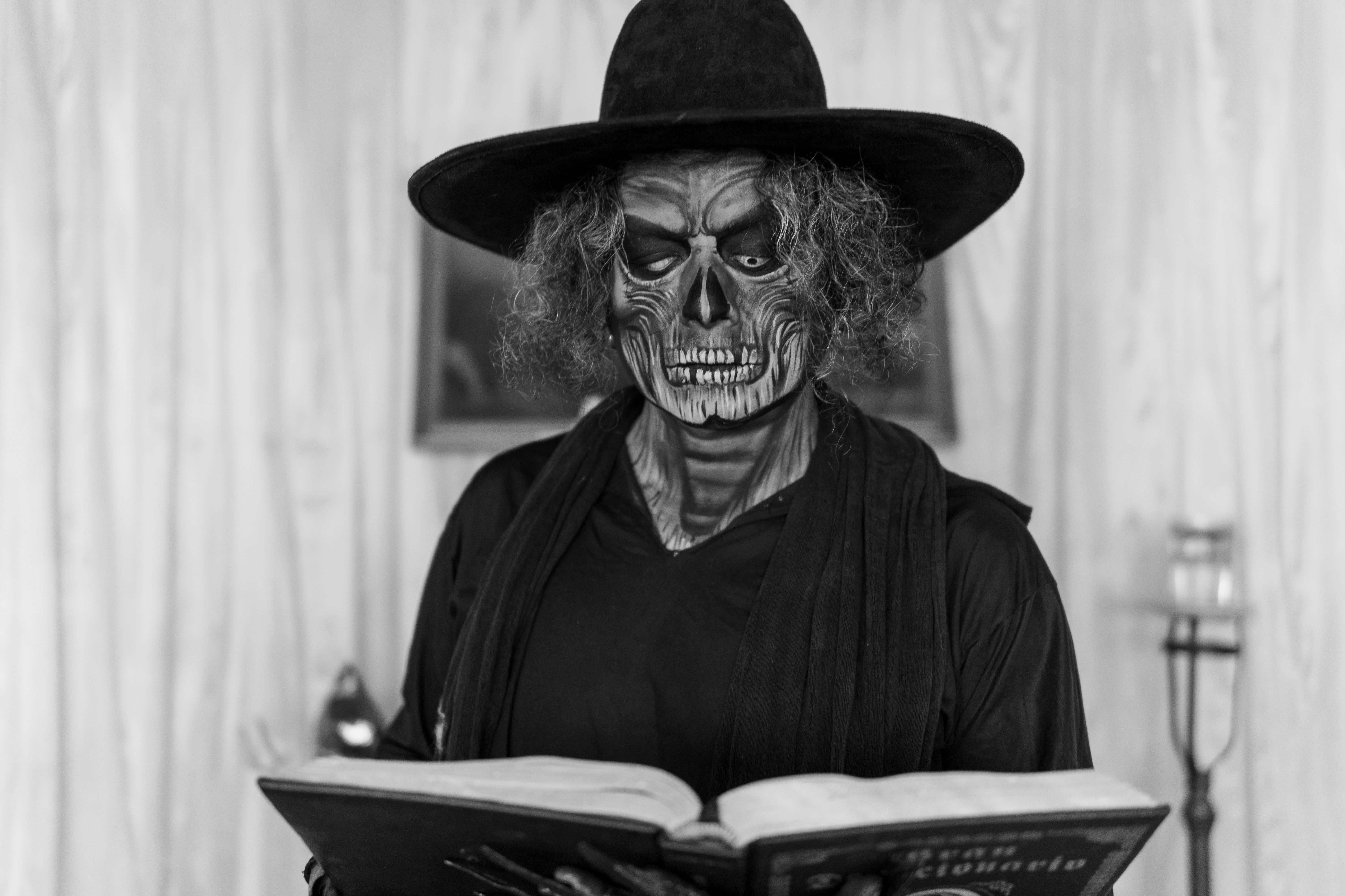 Captivating Creepiness: The Allure of Scary Short Stories