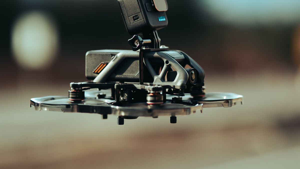 Comparatif des drones pour la création de contenu en 2026 : DJI vs Autres marques - illustration