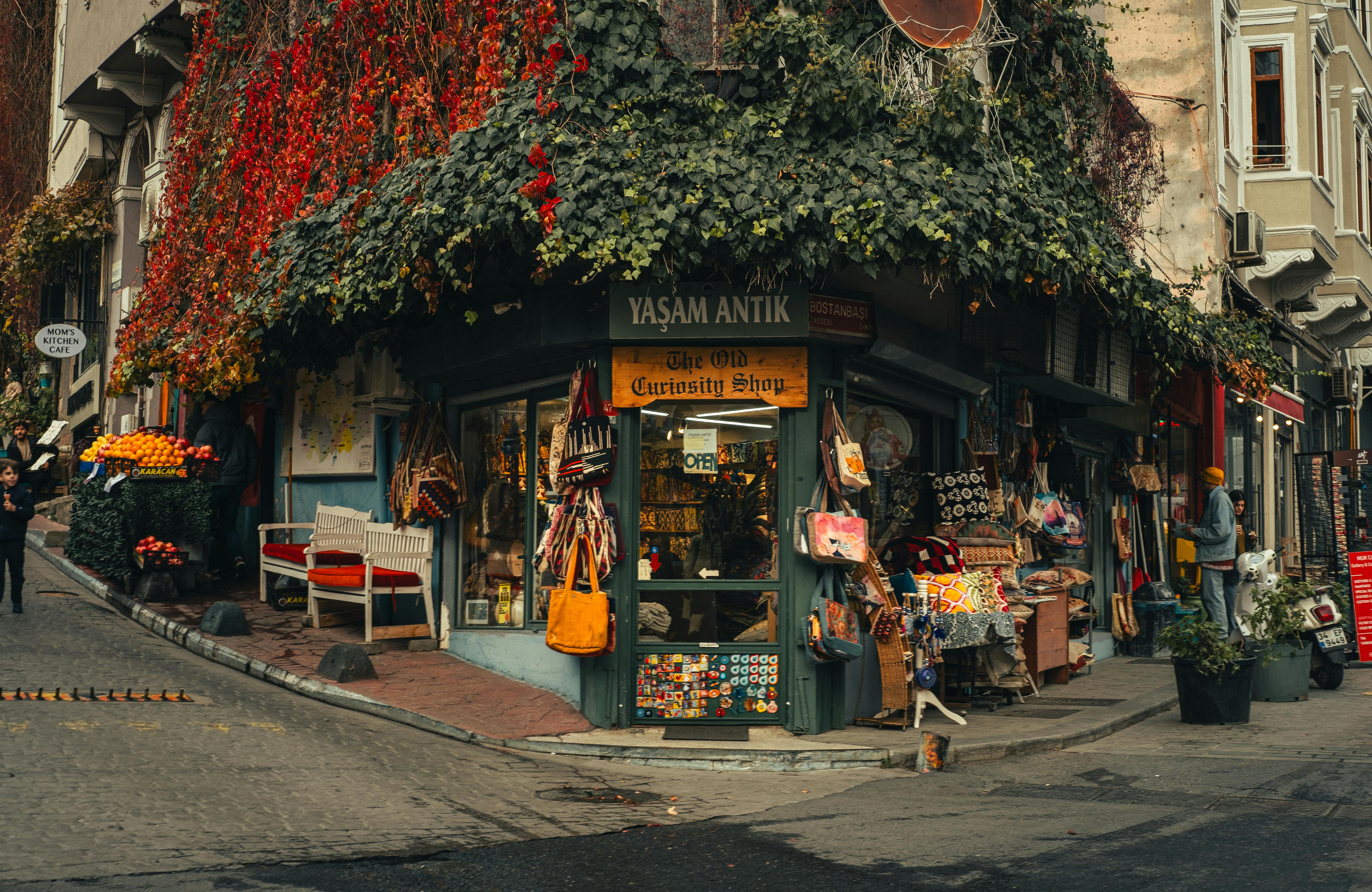 general lifestyle shop ca — Photo by Onur on Pexels