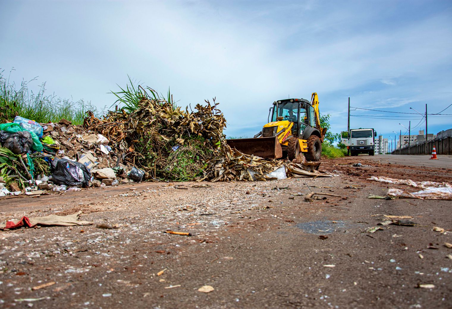 Kingston Vale — house clearance team loading furniture into a van