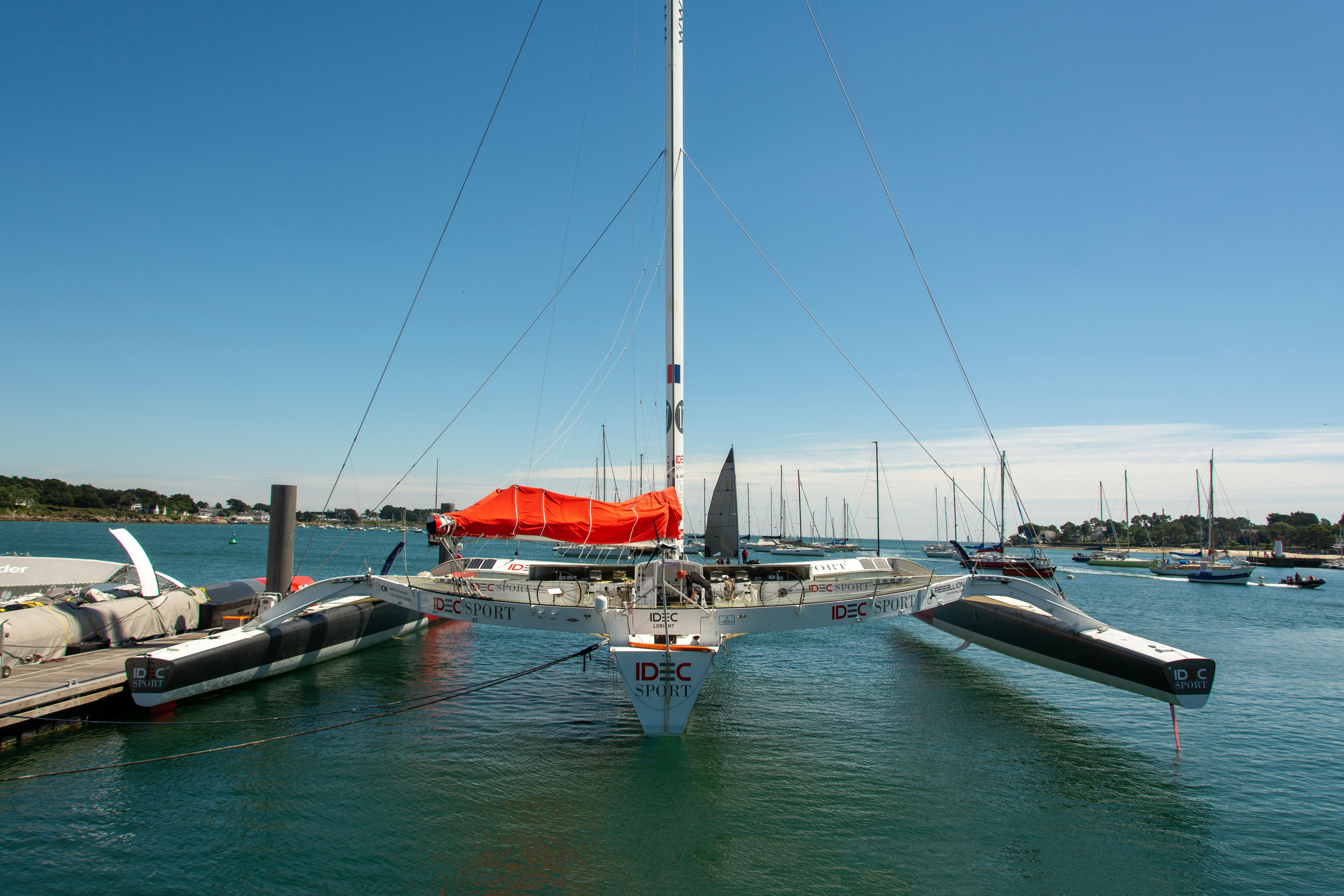 32-metre trimaran in full flight