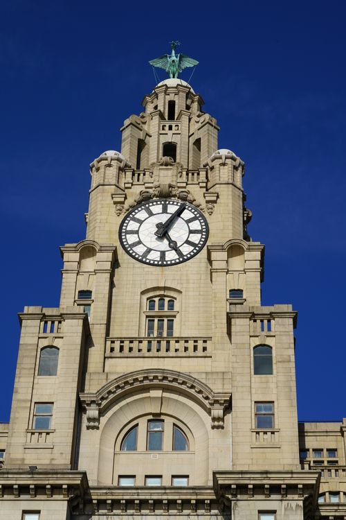 Iconic Clock Tower of Royal Liver Building · Free Stock Photo