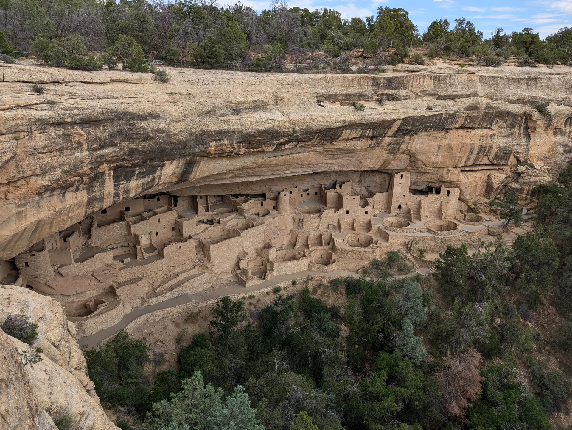 Ancient cliff dwellings at Mesa Verde National Park, a UNESCO World Heritage site. Ancient cliff dwellings at Mesa Verde National Park, a UNESCO World Heritage site.