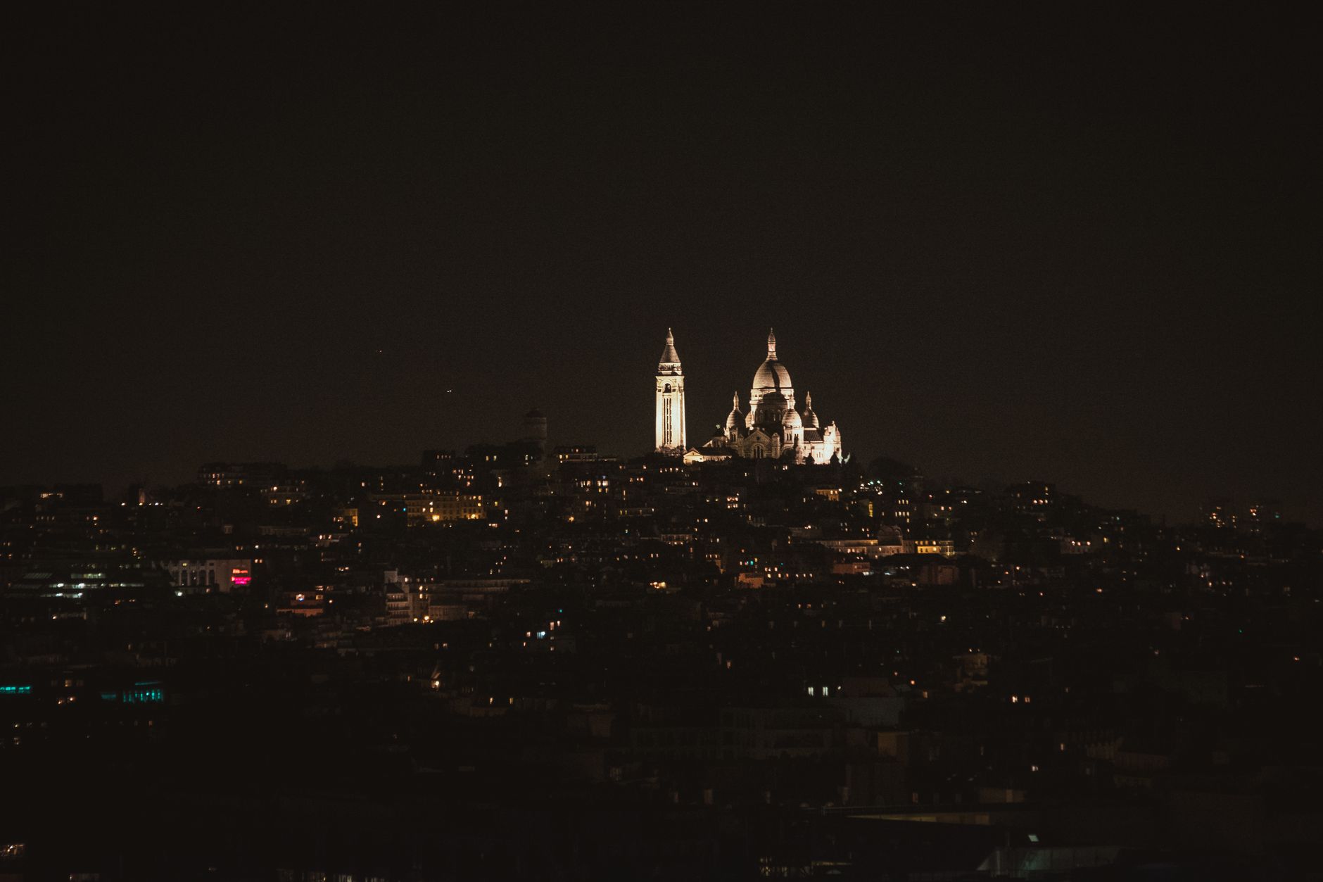 Menjelajah Hidden Gem Montmartre, Paris: Panduan Lengkap untuk Wisatawan Indonesia