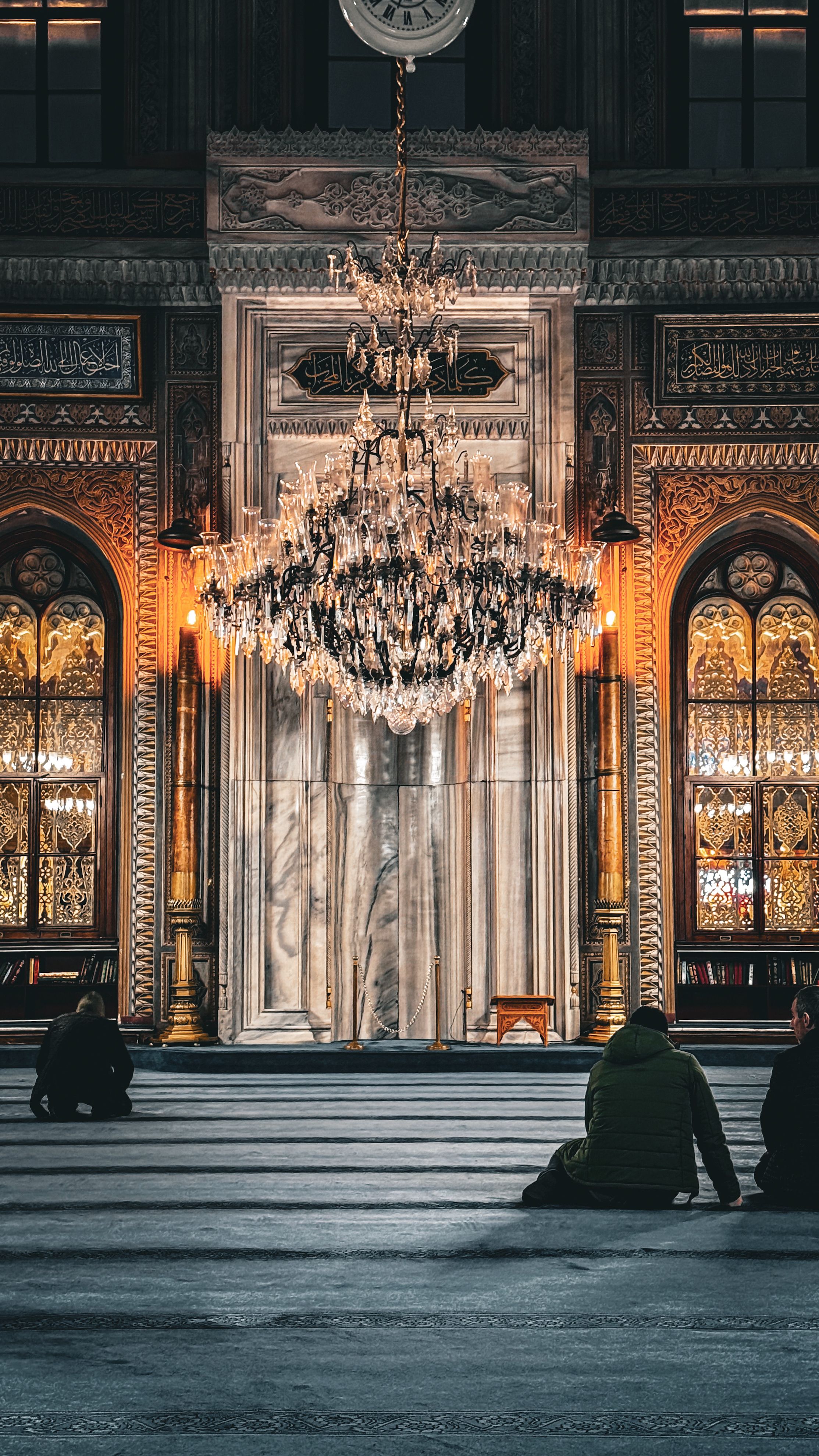 Ornate Interior with Elegant Chandelier · Free Stock Photo