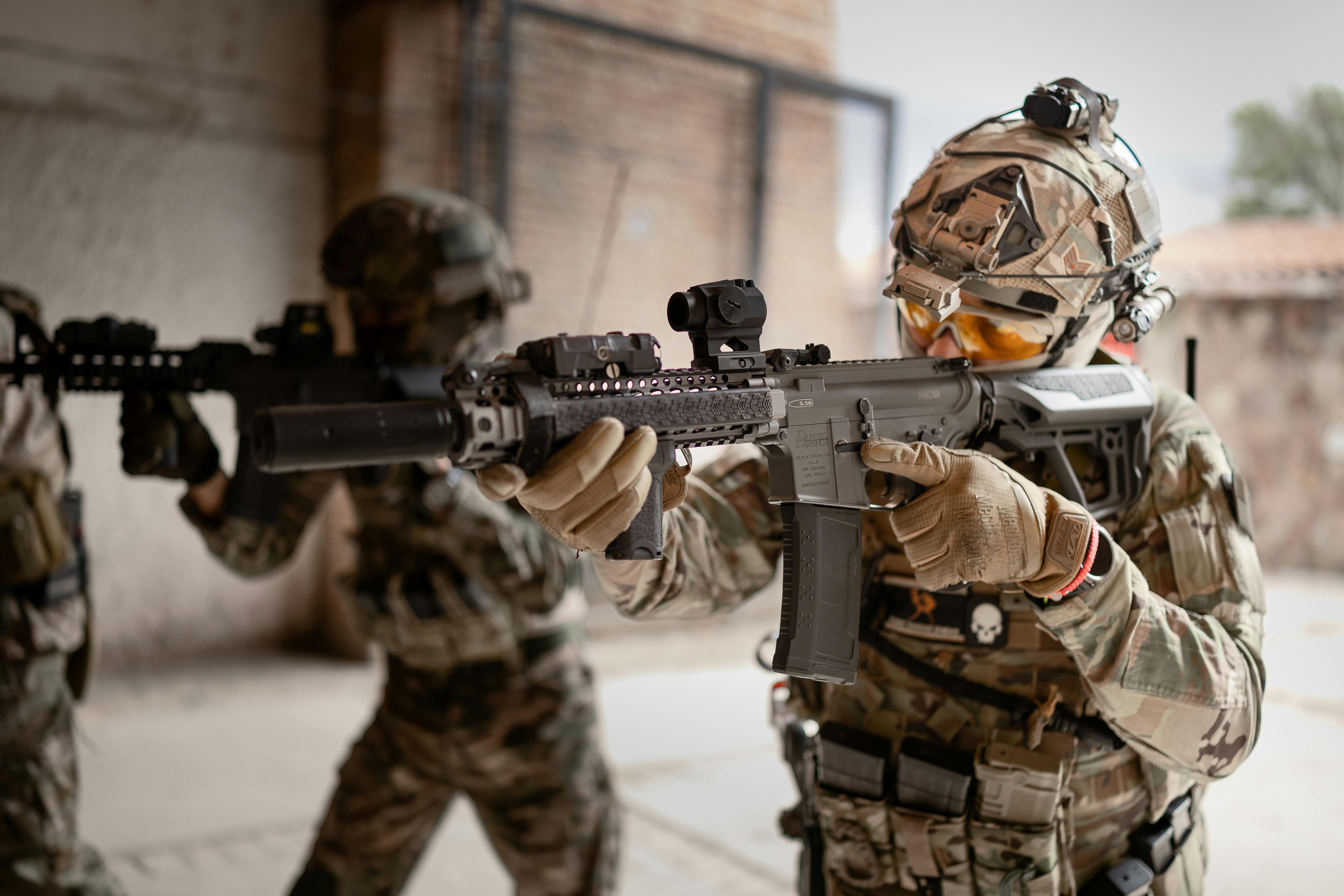 Matt Schneider teaching tactical training - tactical gear business owner matt inspirational speaker idaho veteran