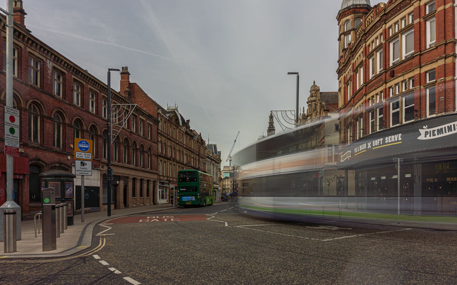 Chauffeur service in Leeds