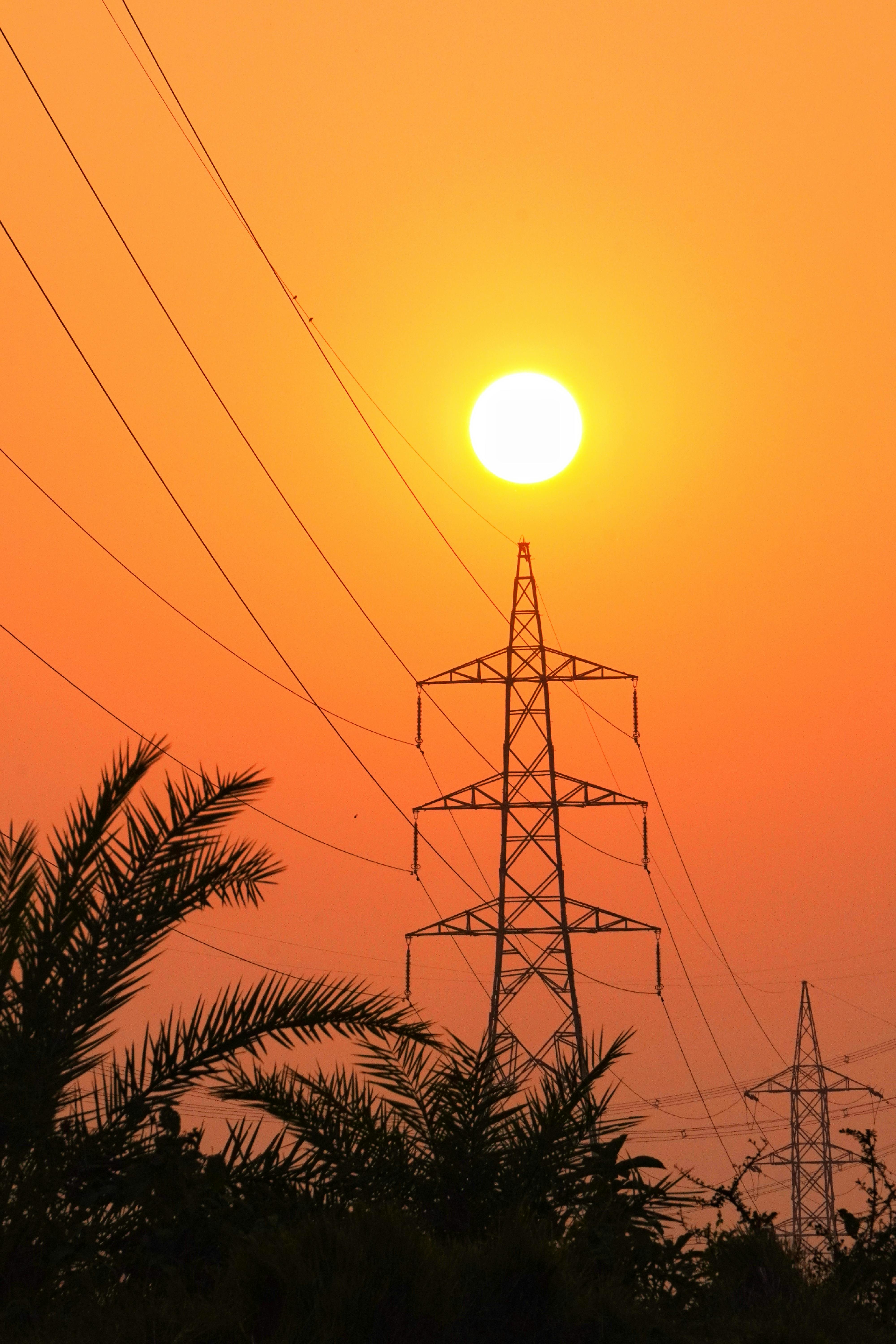 Primarul comunei Livezile, Traian Simionca, reținut pentru 24 de ore în urma anchetei locale