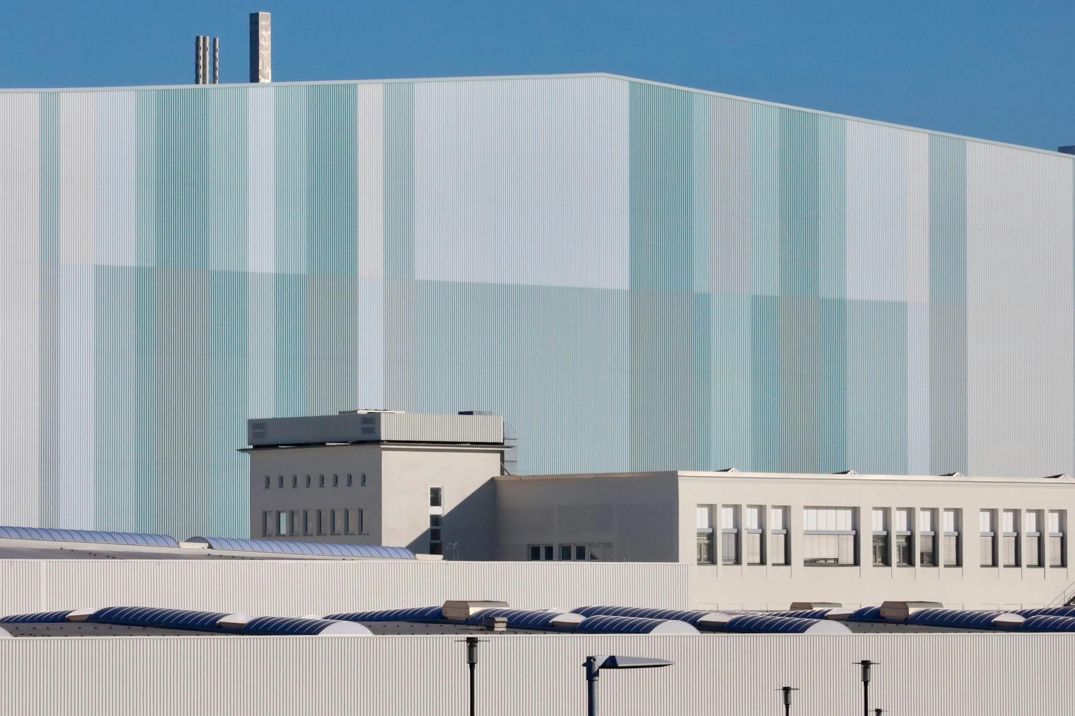 Laboratory workstation with pipettes and data screens