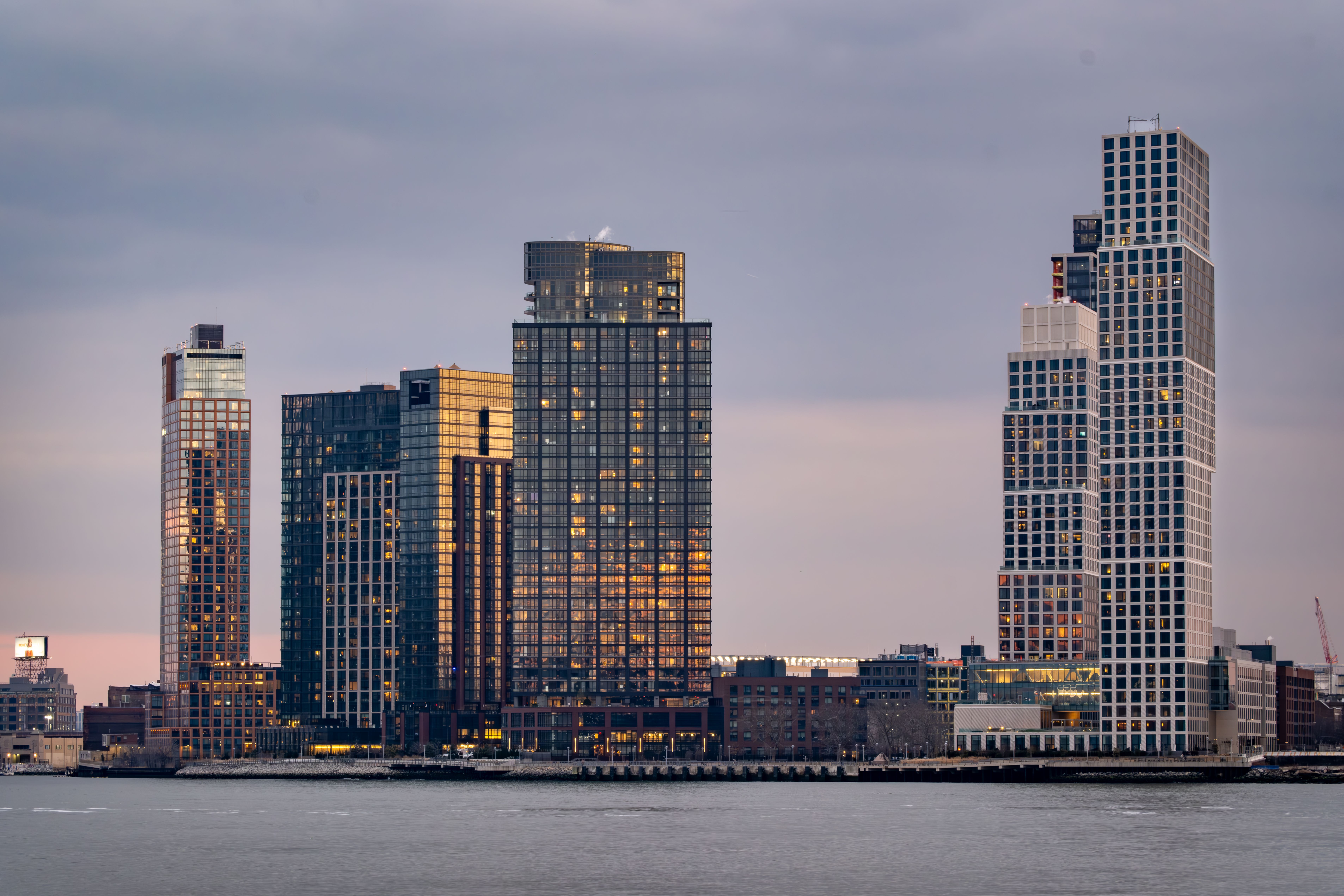 New York City Skyline at Golden Hour · Free Stock Photo