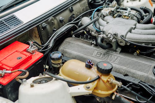 Why Your Car Battery Hates the First Frost