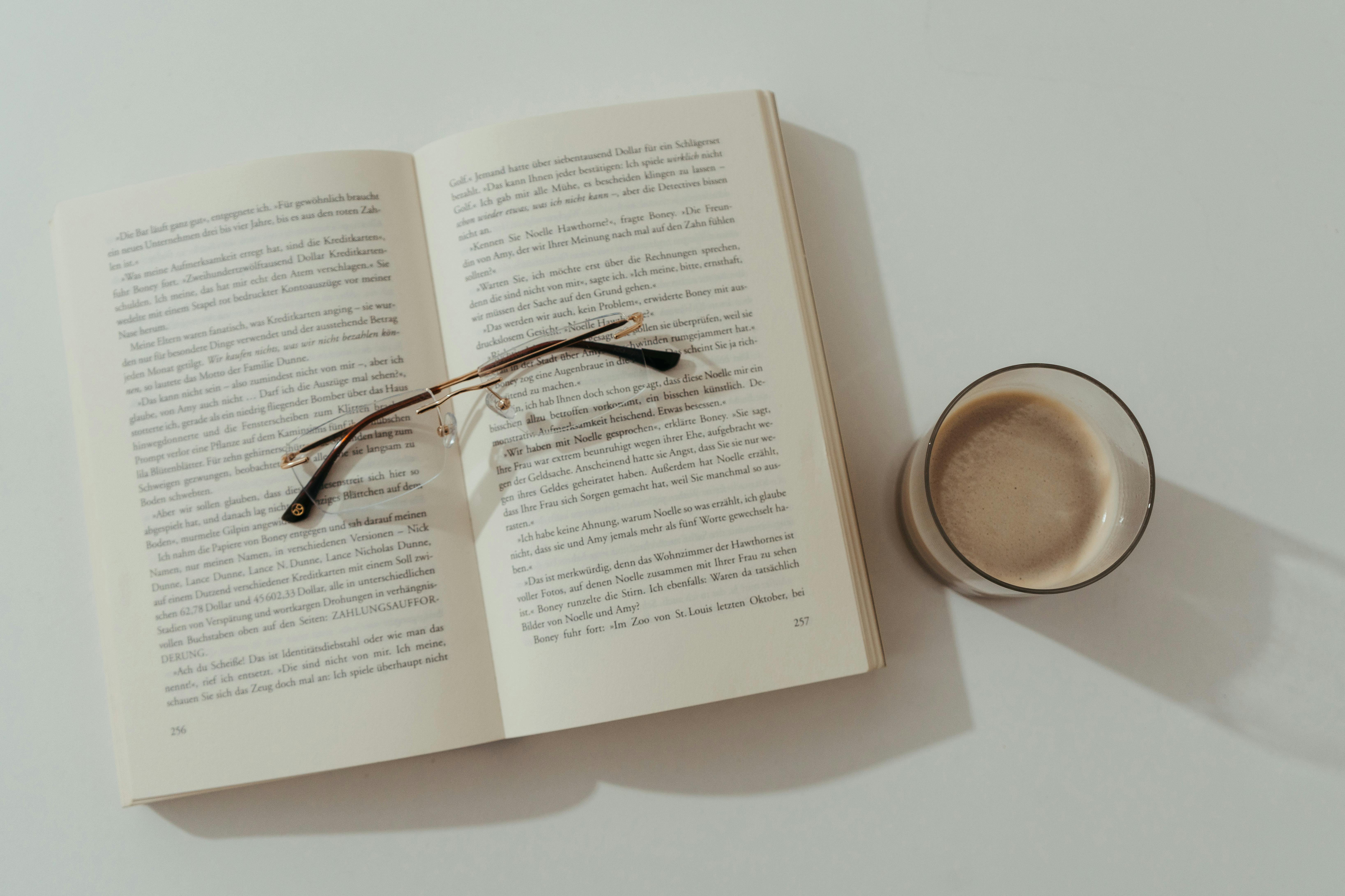 300+ general knowledge questions and answers for your next quiz — Photo by Manish Jain on Pexels