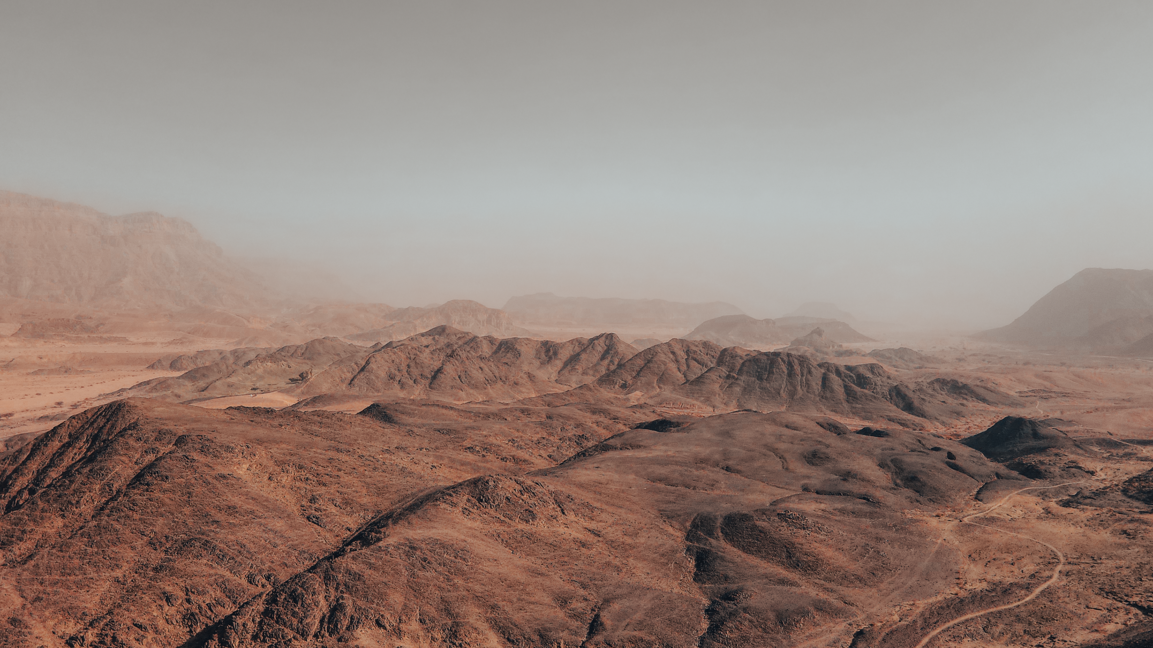 Unearthing Western Riches: Key Mining Commodities Poised for Growth in Utah, Arizona, and Wyoming