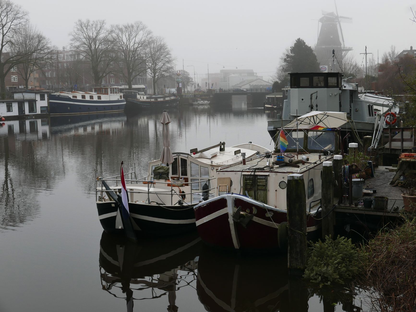 Noord-Holland investeert in aardwarmte en woningbouw boven winkels
