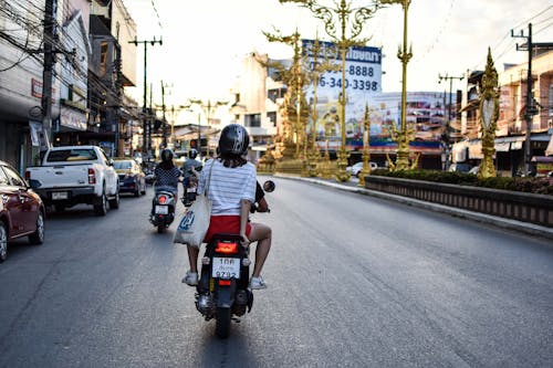 Les Gens à Moto