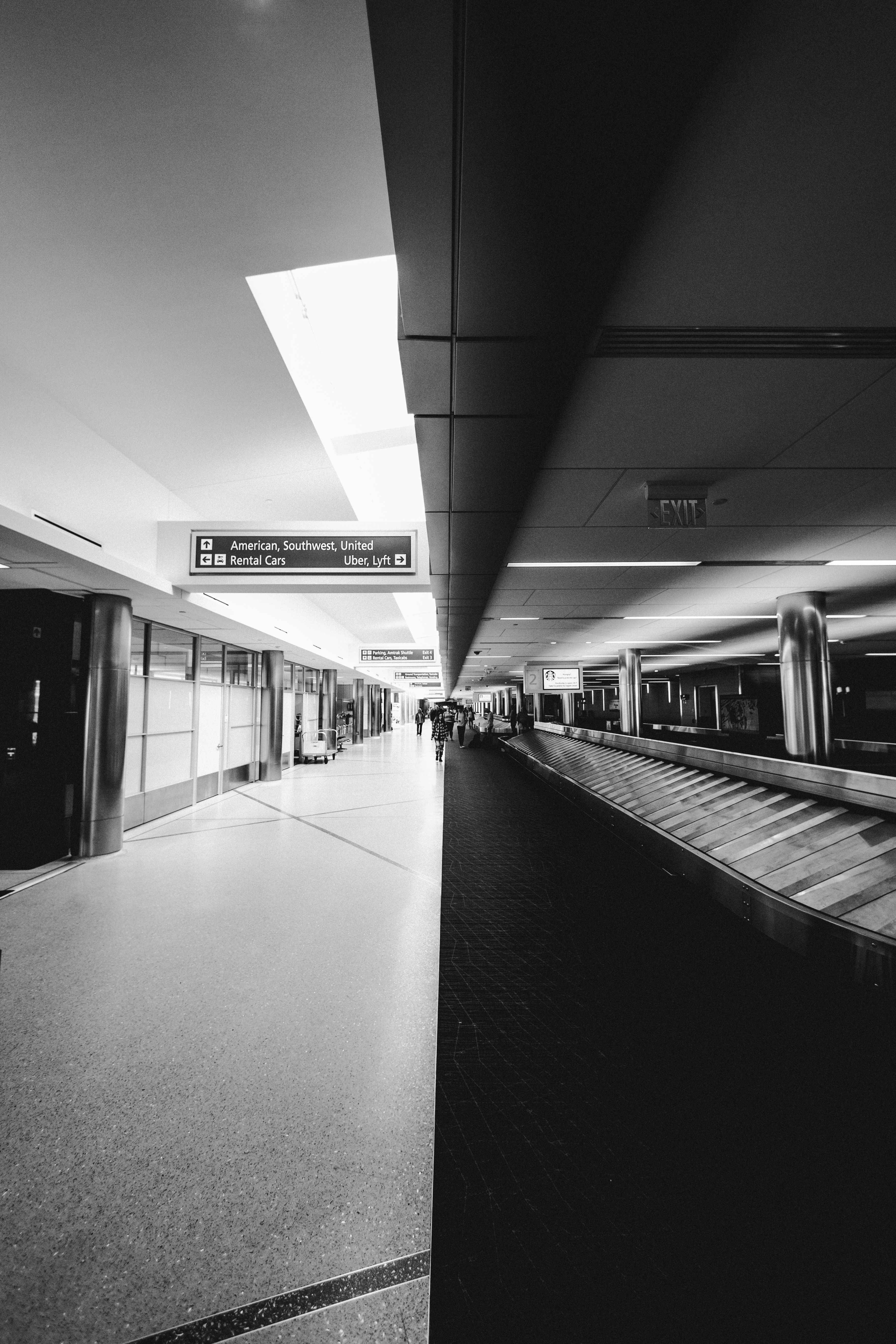 Long transfer corridor between airport gates