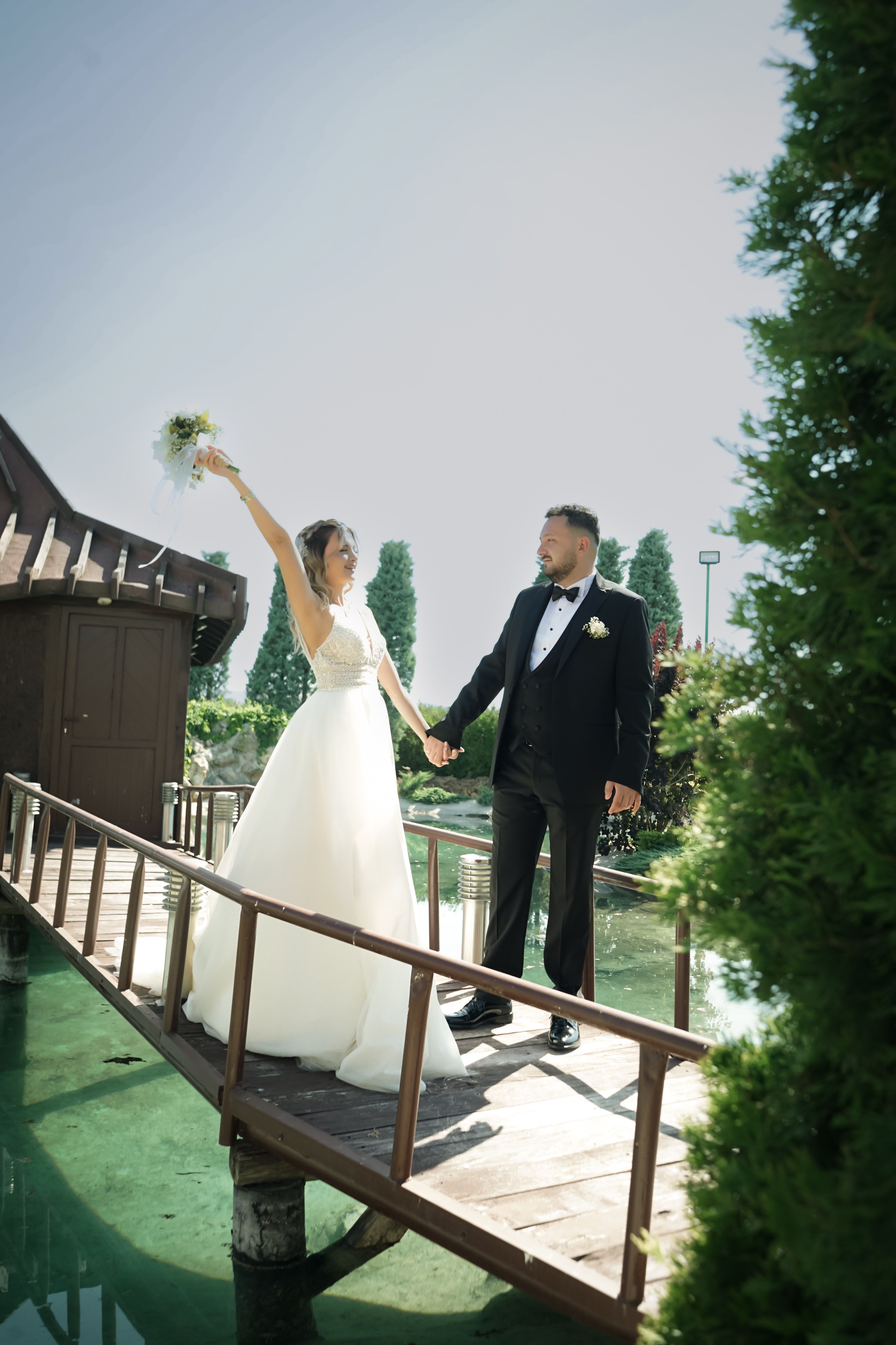 The Knot and review marketing for NJ wedding vendors