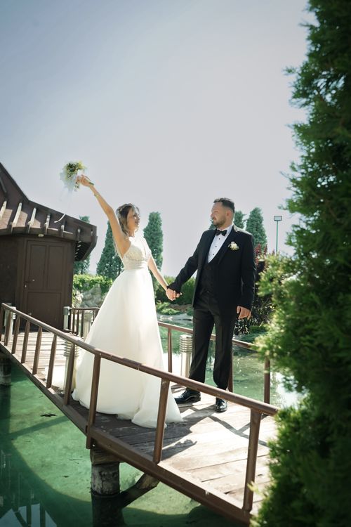 The Knot and review marketing for NJ wedding vendors