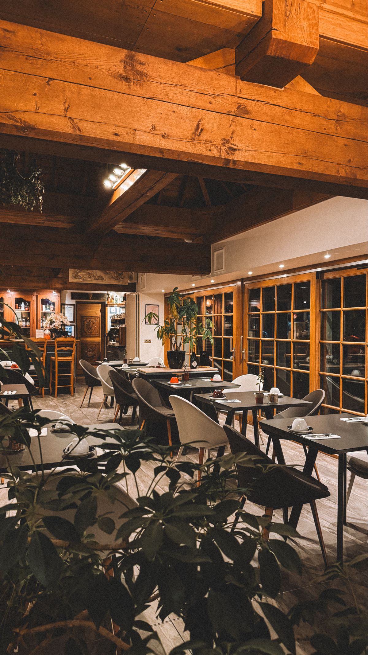 The atmosphere at Ember & Oak