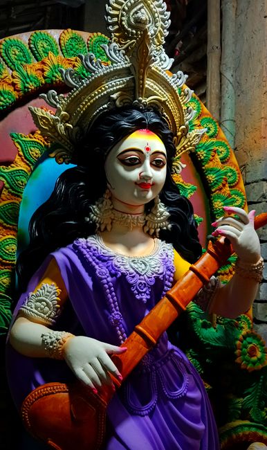 Saraswati: Honoring the Goddess of Knowledge Saraswati: Honoring the Goddess of Knowledge