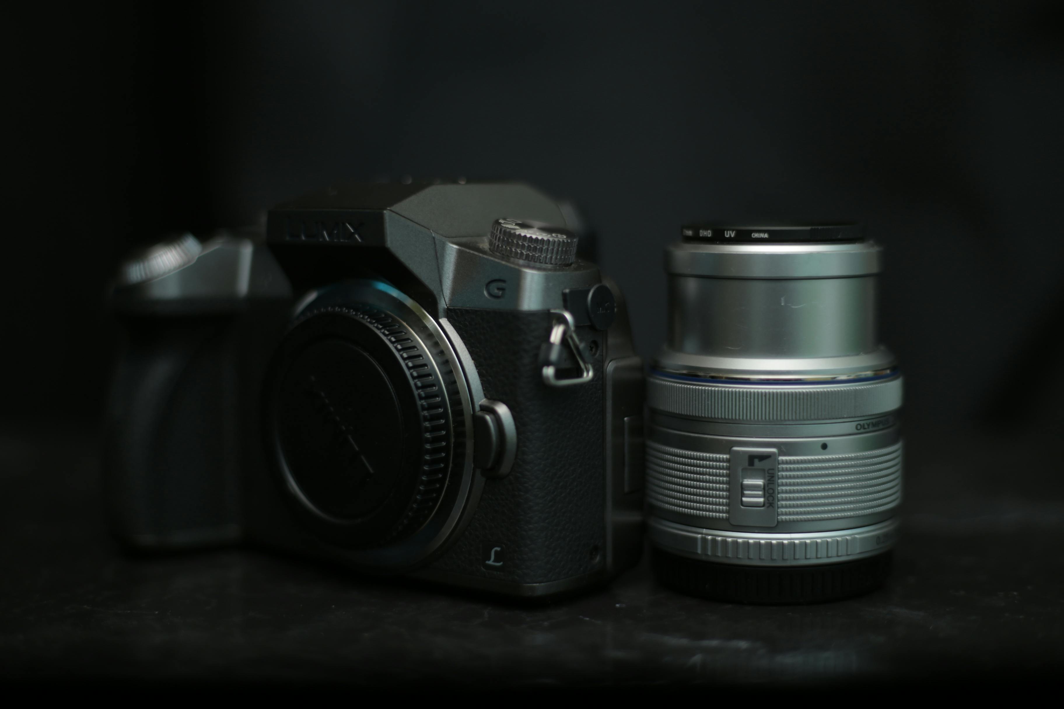 Close-up of DSLR camera with detachable lens